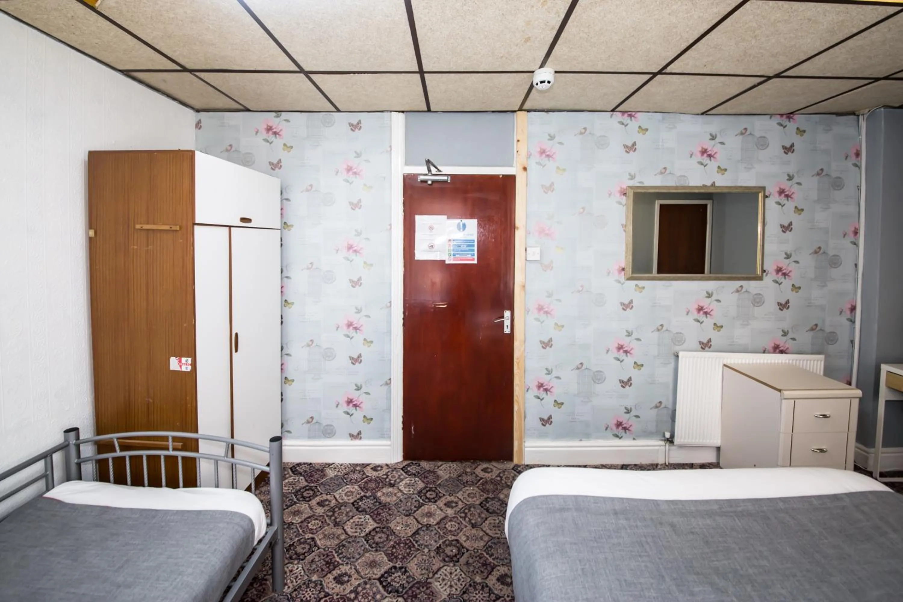 Bedroom, Bed in MyRoomz Silver Strand Hotel