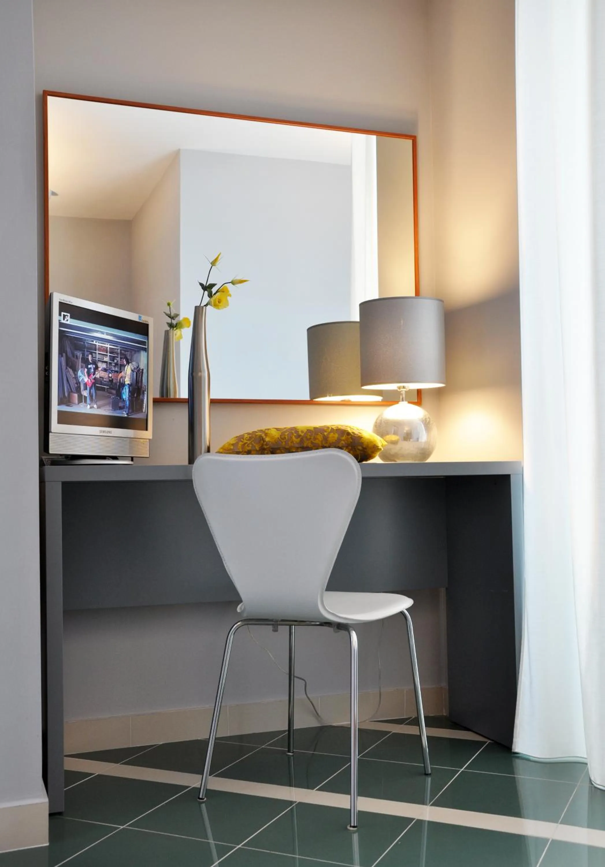 TV and multimedia in Hotel Metropol