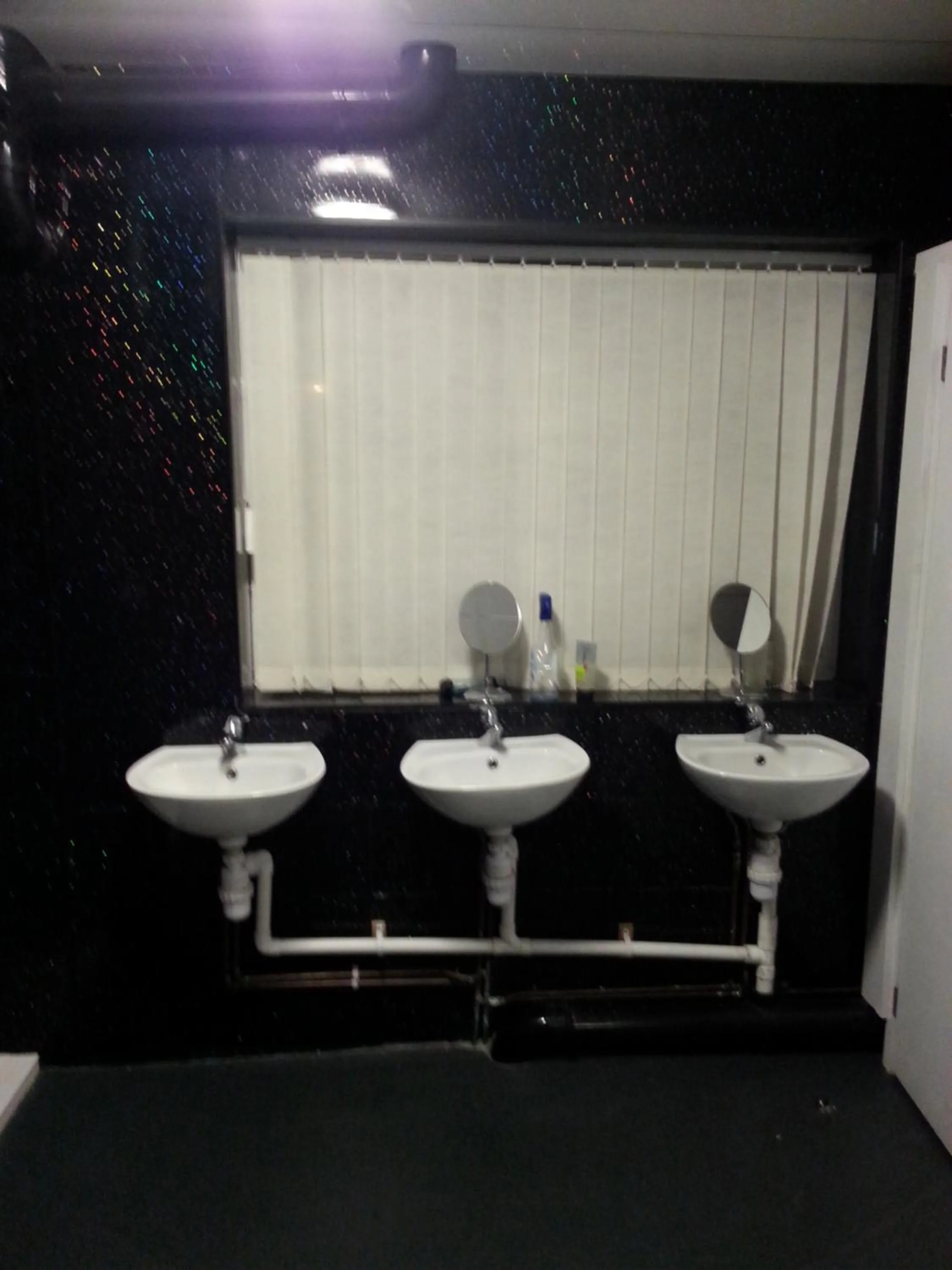 Toilet in Budget Hostel