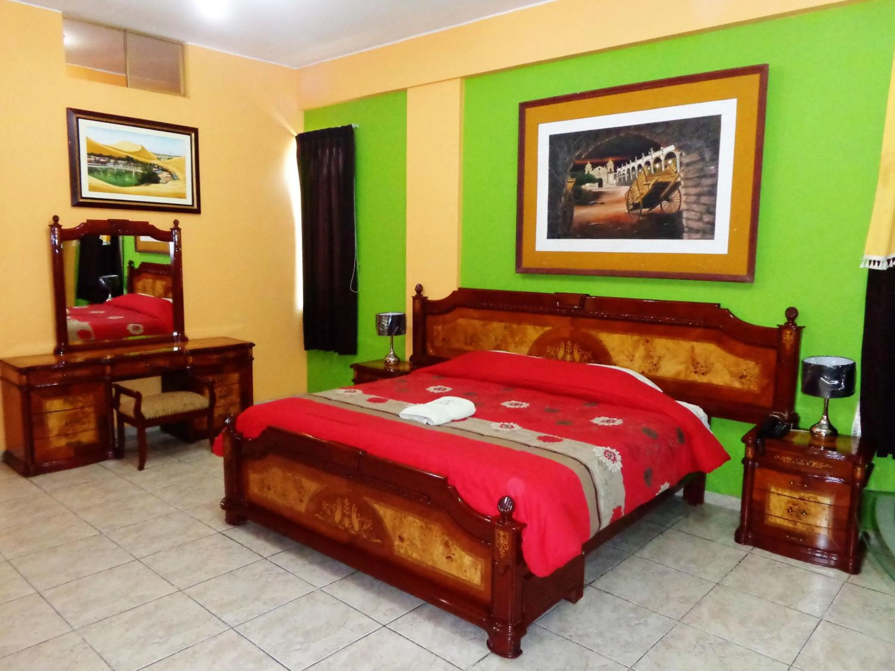 Bed in Hotel Colon Plaza