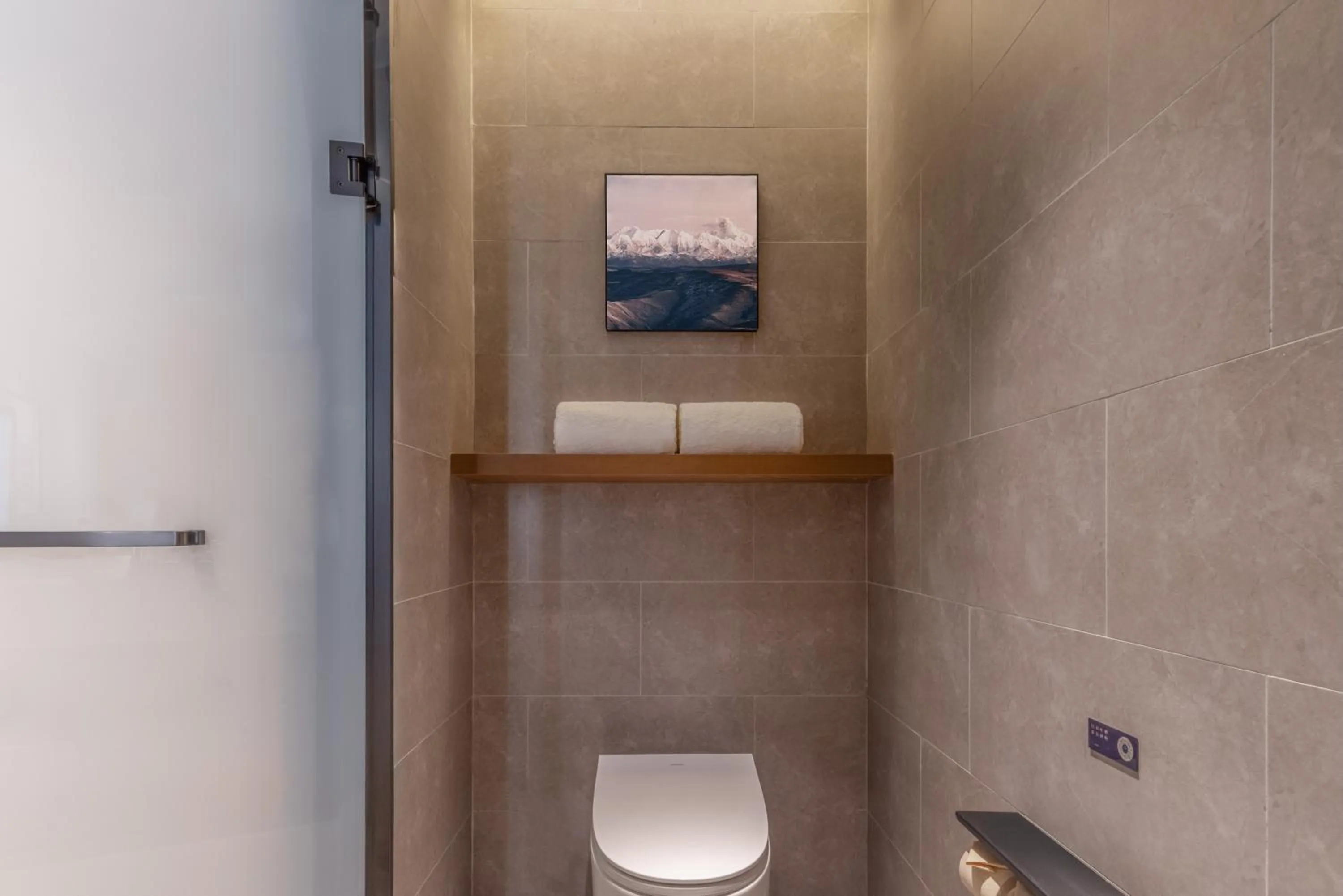 Atour Hotel Hangzhou Xiaoshan Airport Airport Town