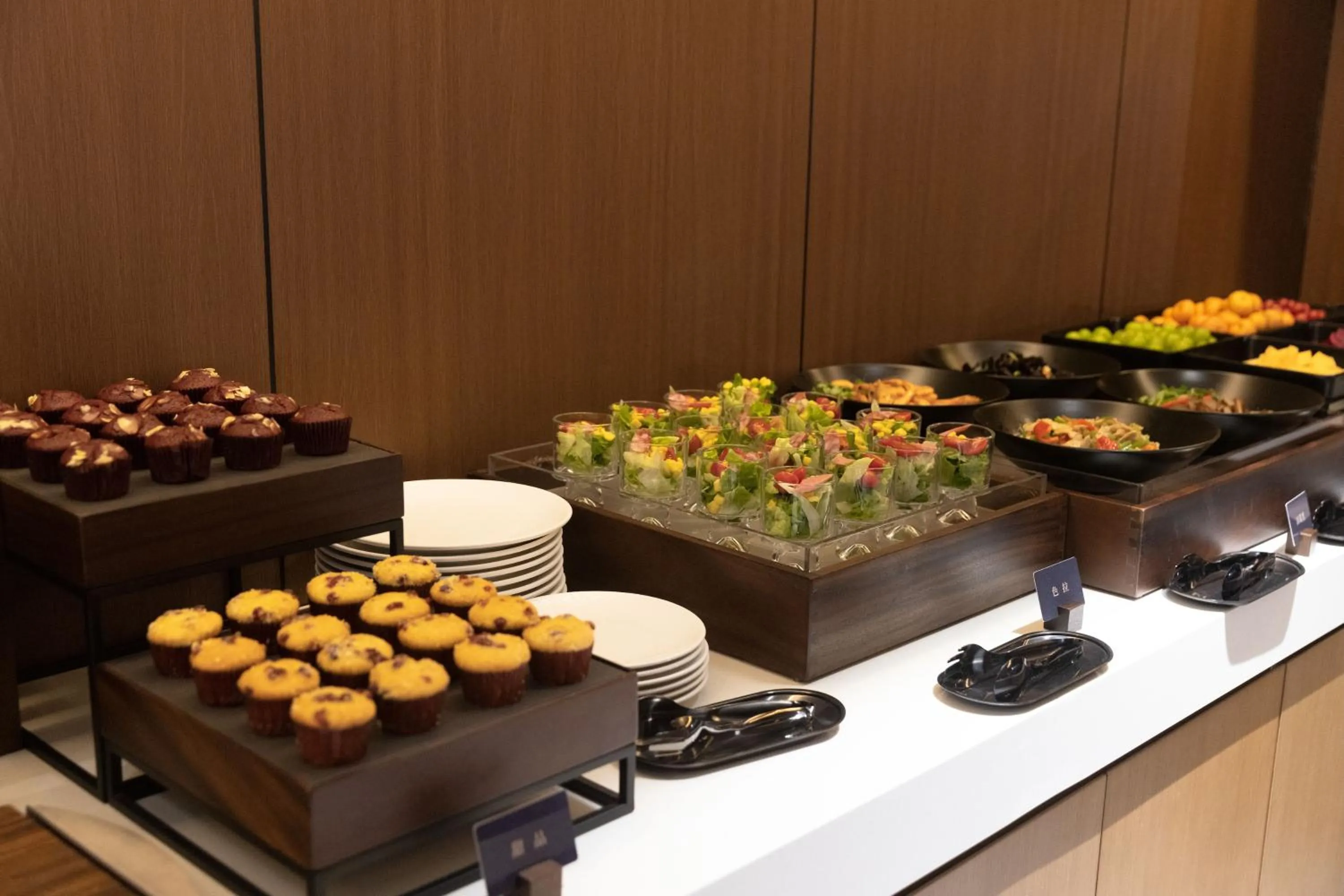 Breakfast in Atour Hotel Hangzhou Xiaoshan Airport Airport Town