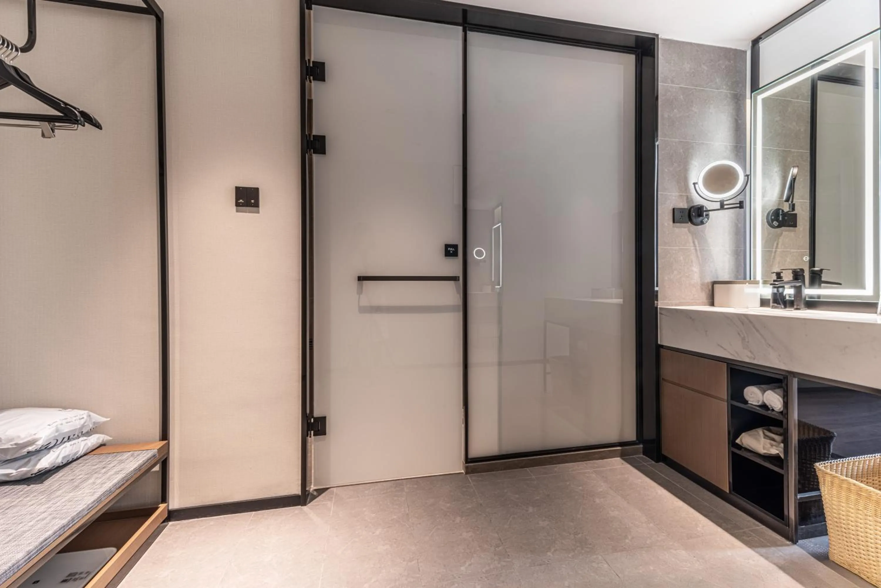 Atour Hotel Hangzhou Xiaoshan Airport Airport Town