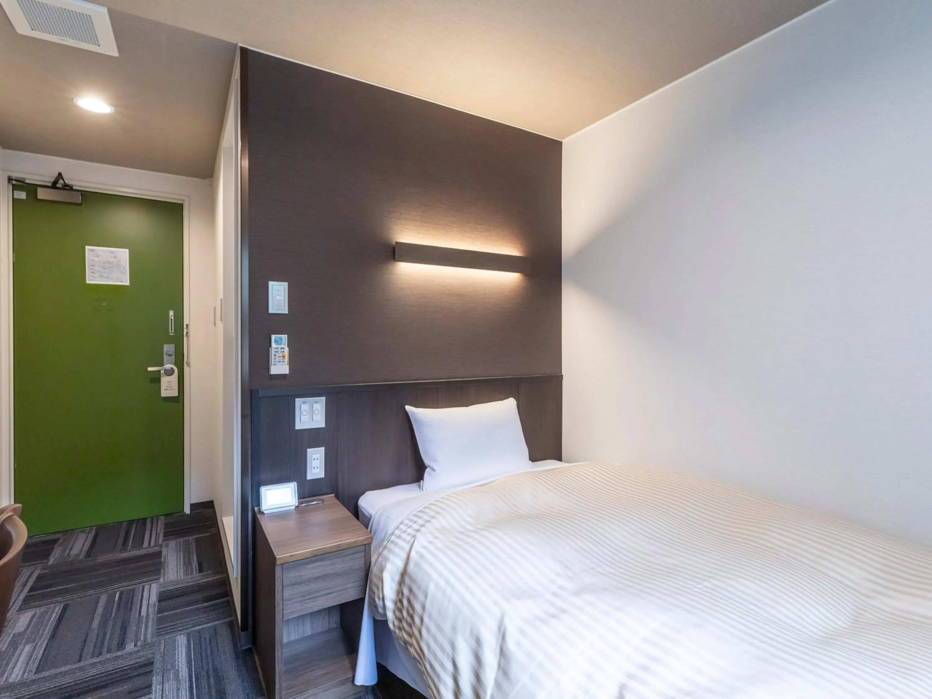 Bed in Business Hotel Awaikeda Eleven 2