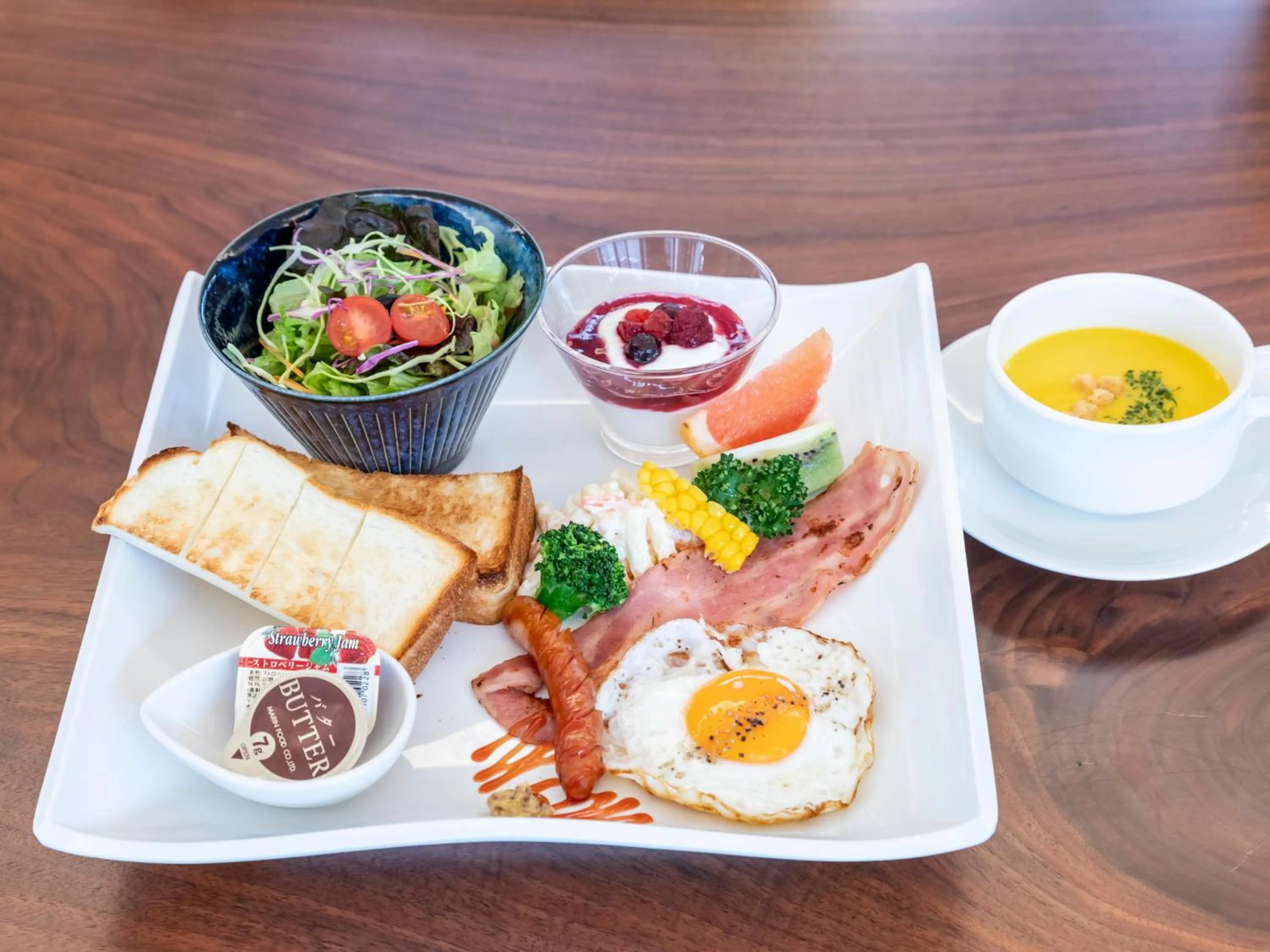 Food in Business Hotel Awaikeda Eleven 2