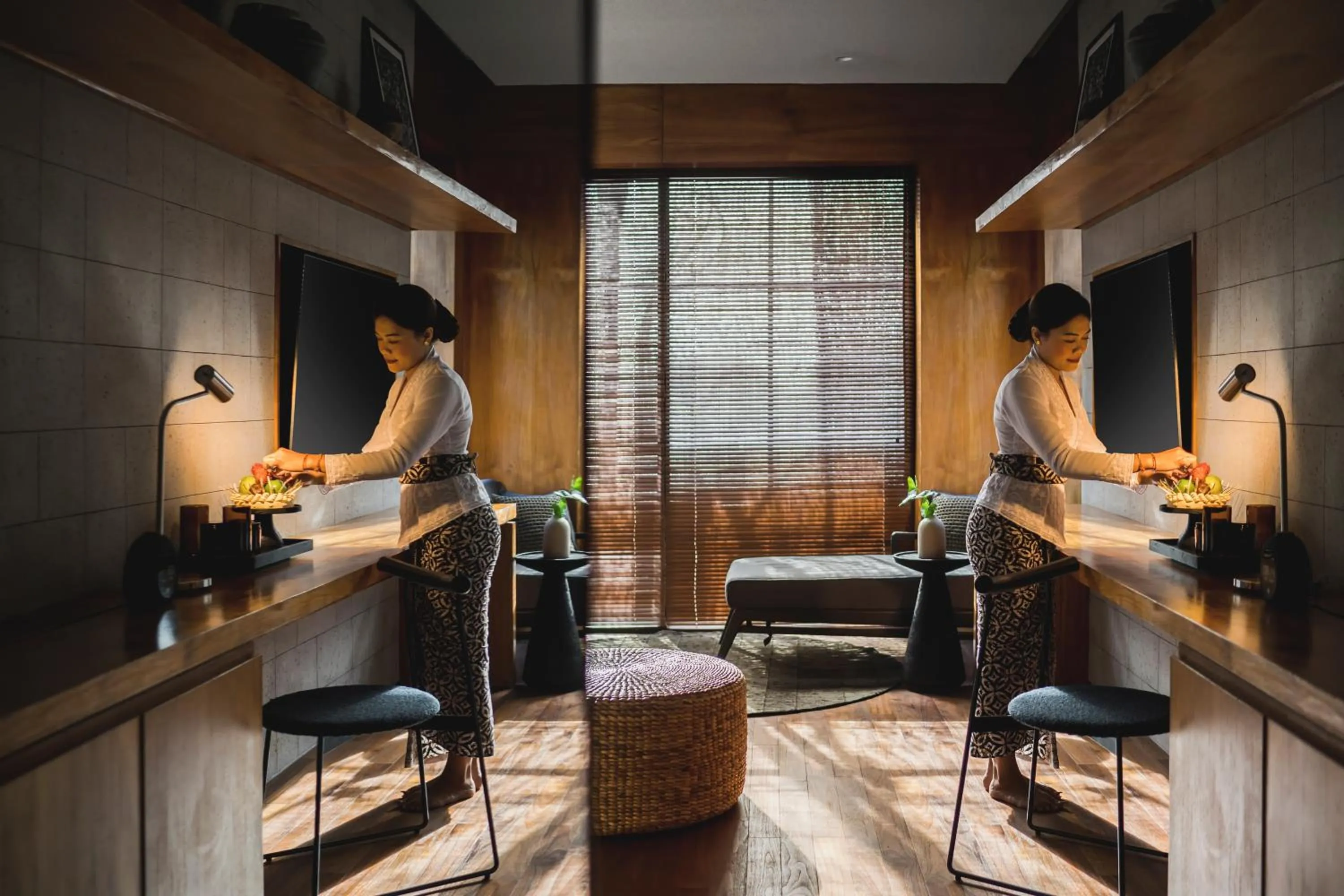 People in iSuite by Ekosistem