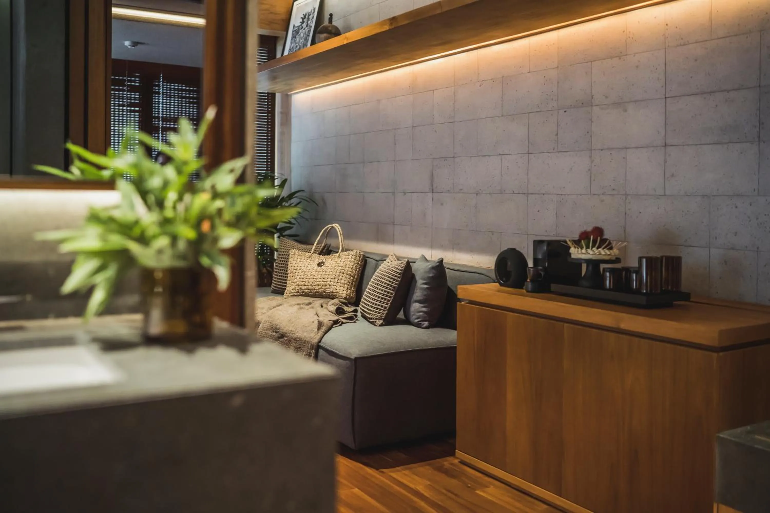 Seating area in iSuite by Ekosistem