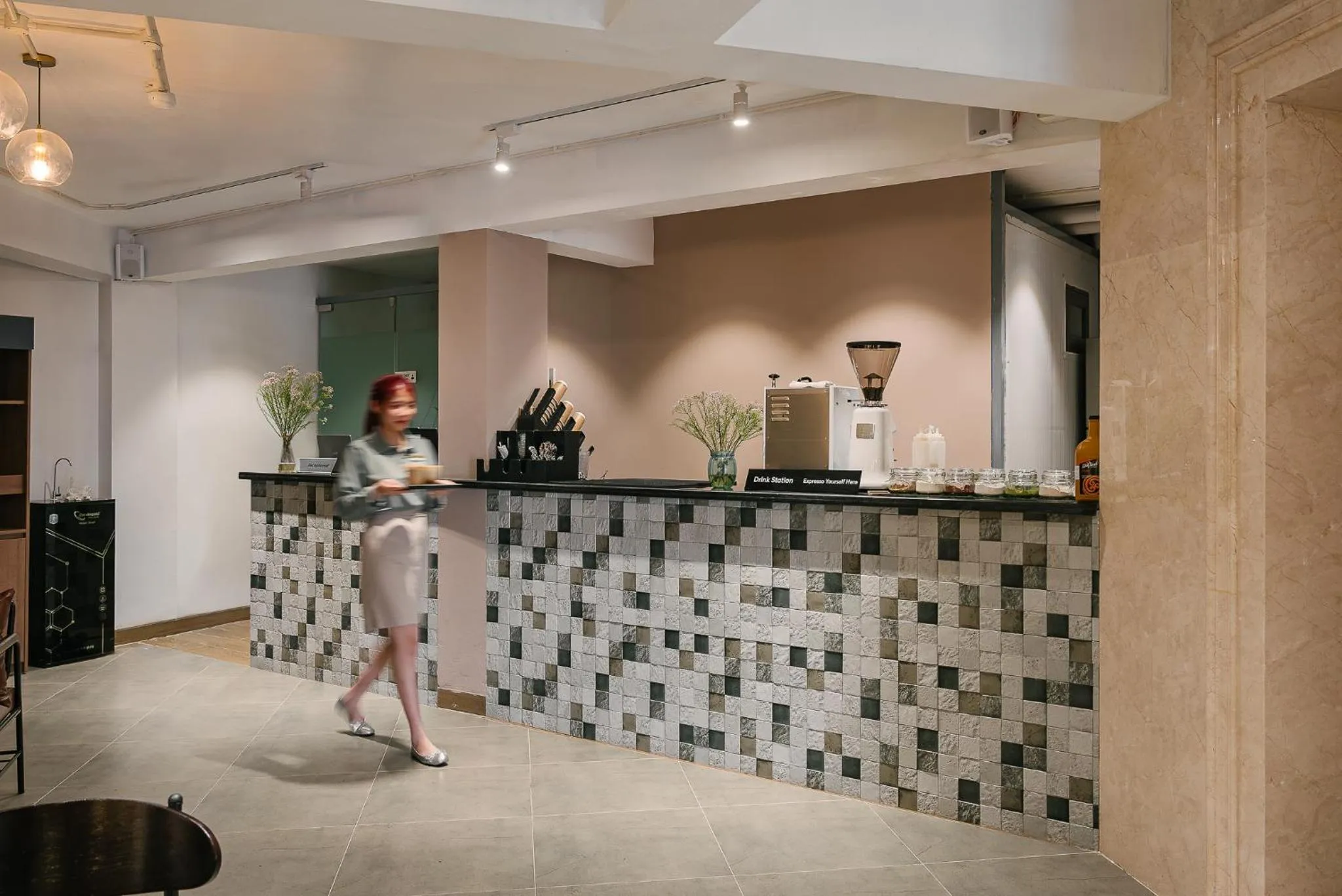 Restaurant/places to eat in An Nguyen Lakeside Residence