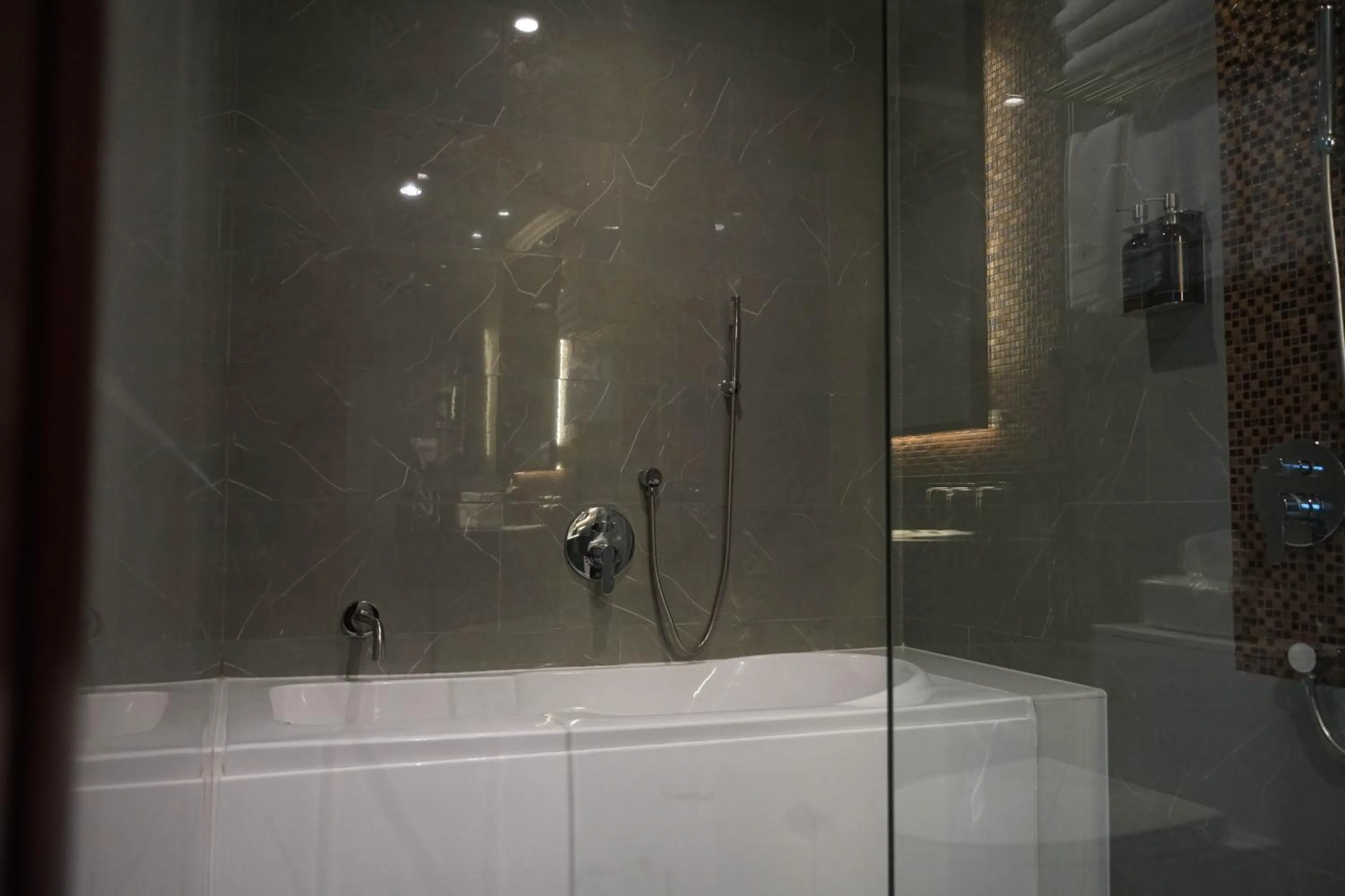 Shower in Amarah Hotel