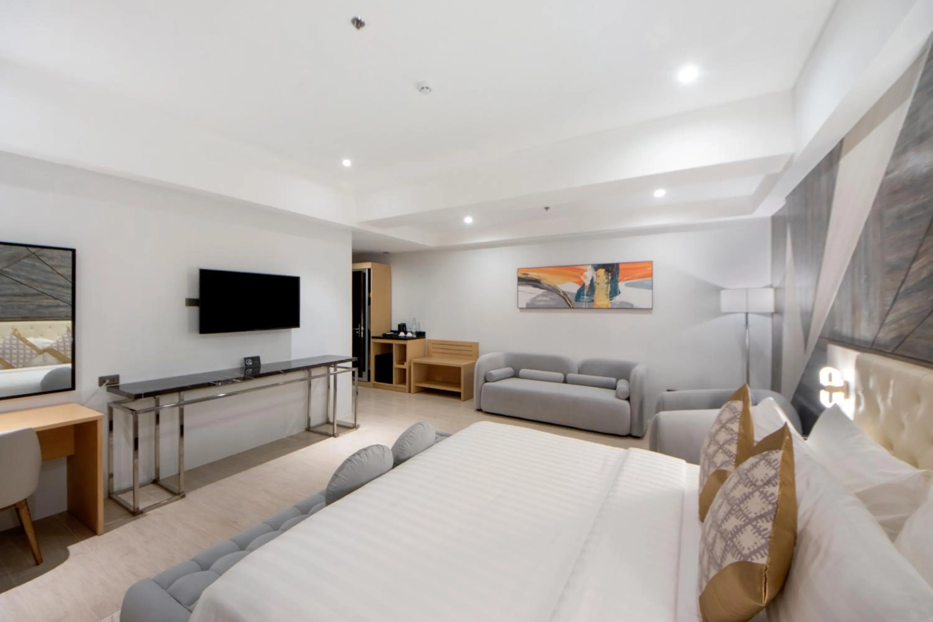 Photo of the whole room, Bed in Amarah Hotel