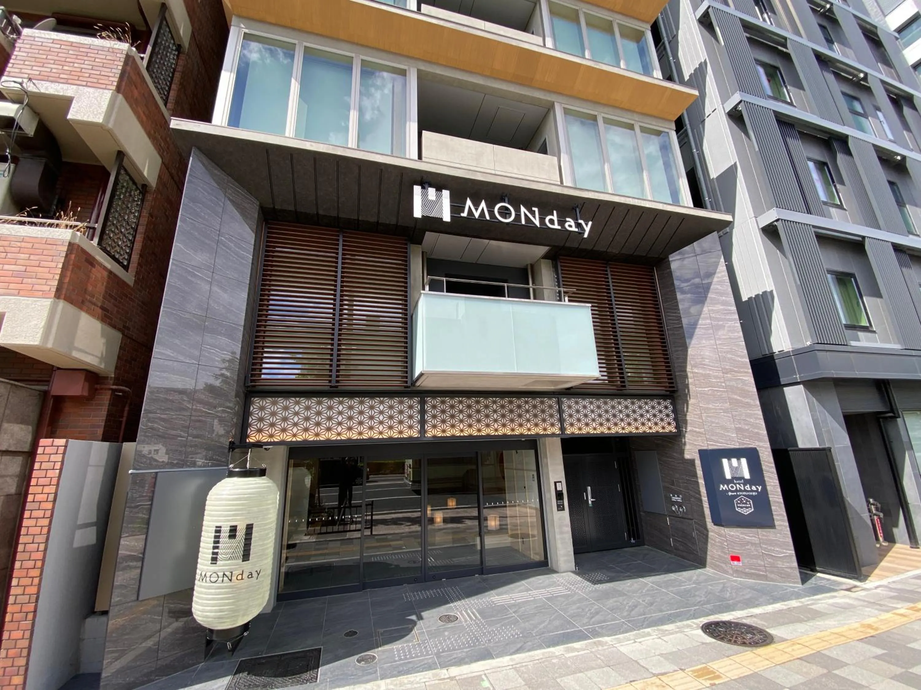 Premium Apart MONday KYOTO GOJO