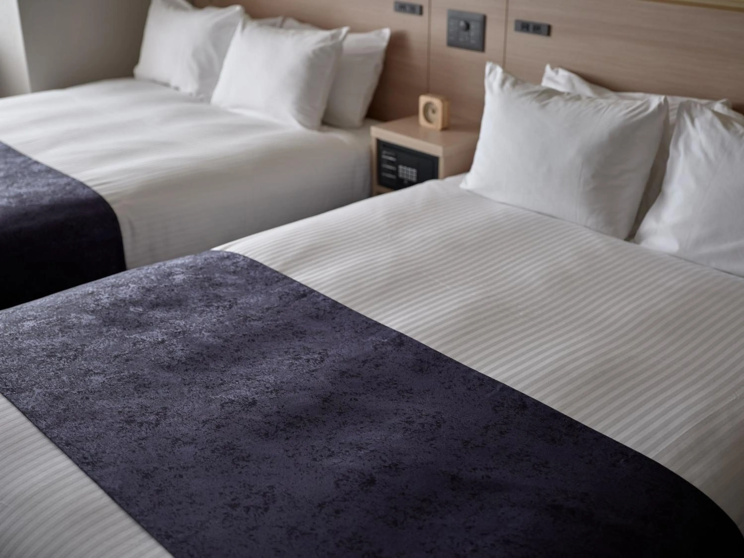 Bed in Premium Apart MONday KYOTO GOJO