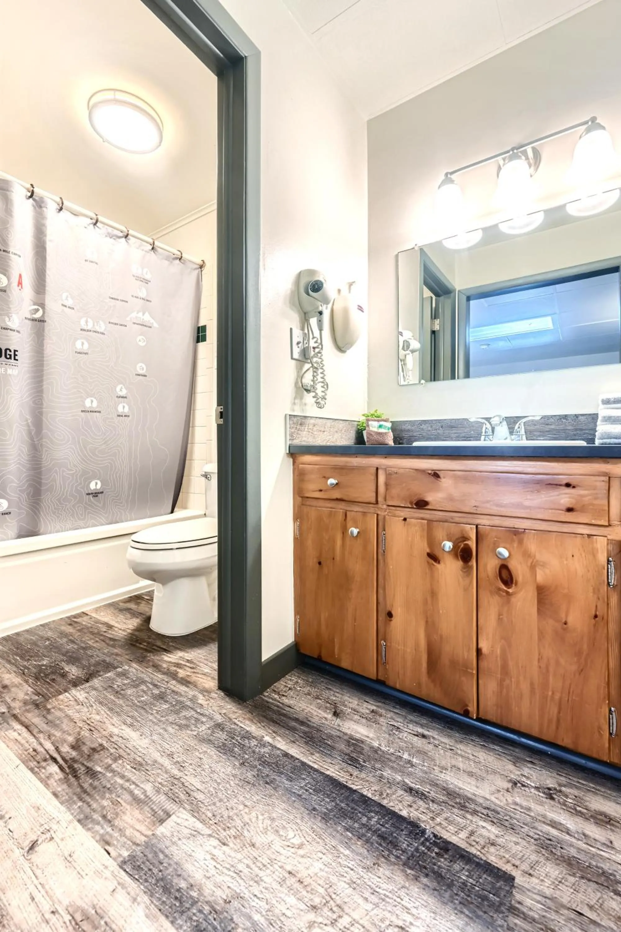 Bathroom in A-Lodge Boulder