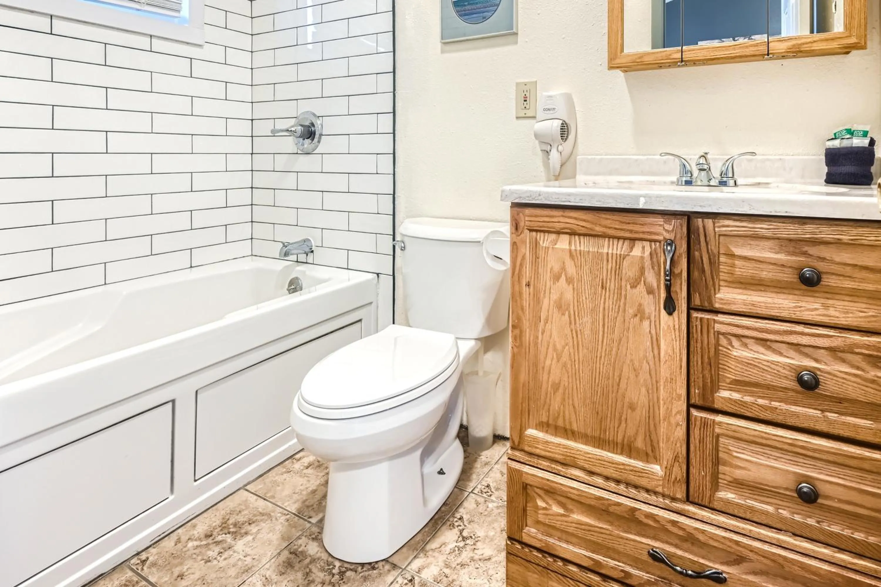 Shower in A-Lodge Boulder
