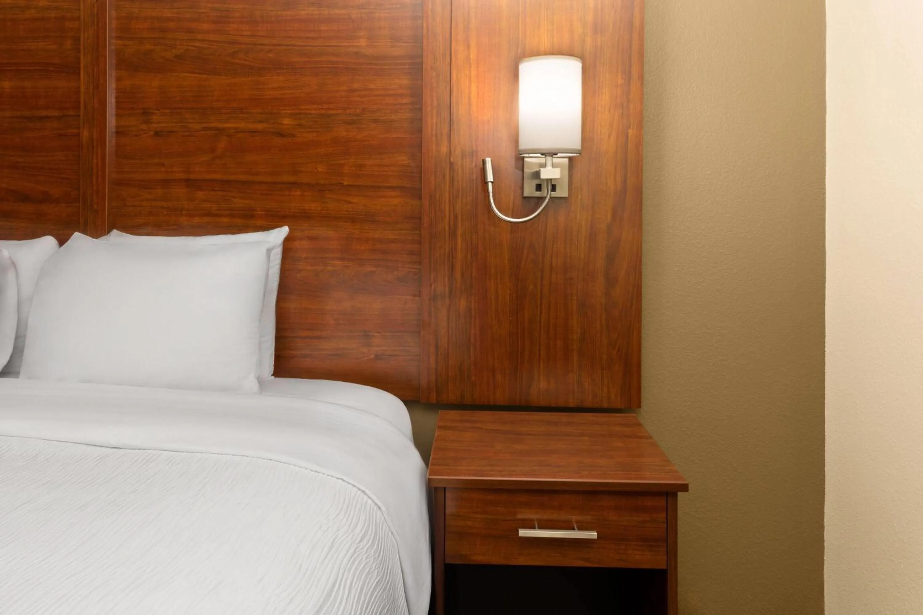 Photo of the whole room, Bed in Hawthorn Extended Stay by Wyndham College Station South