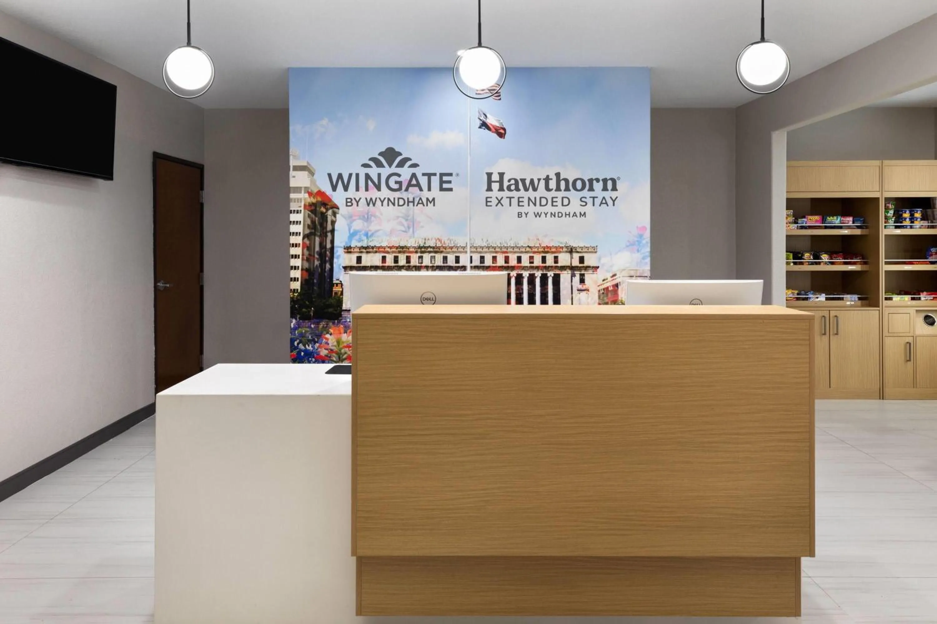 Lobby or reception in Hawthorn Extended Stay by Wyndham College Station South