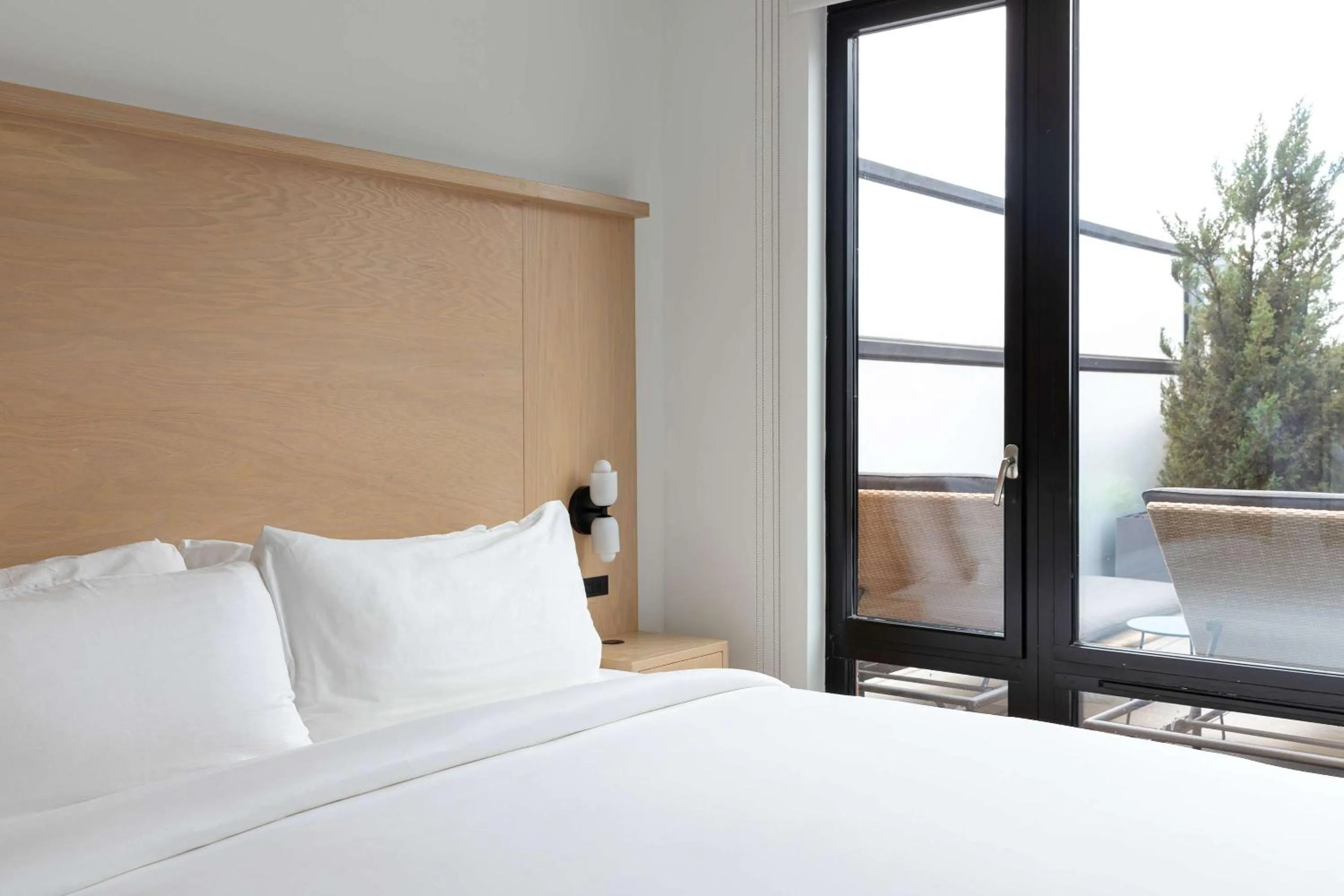 Bedroom, Bed in Arlo SoHo