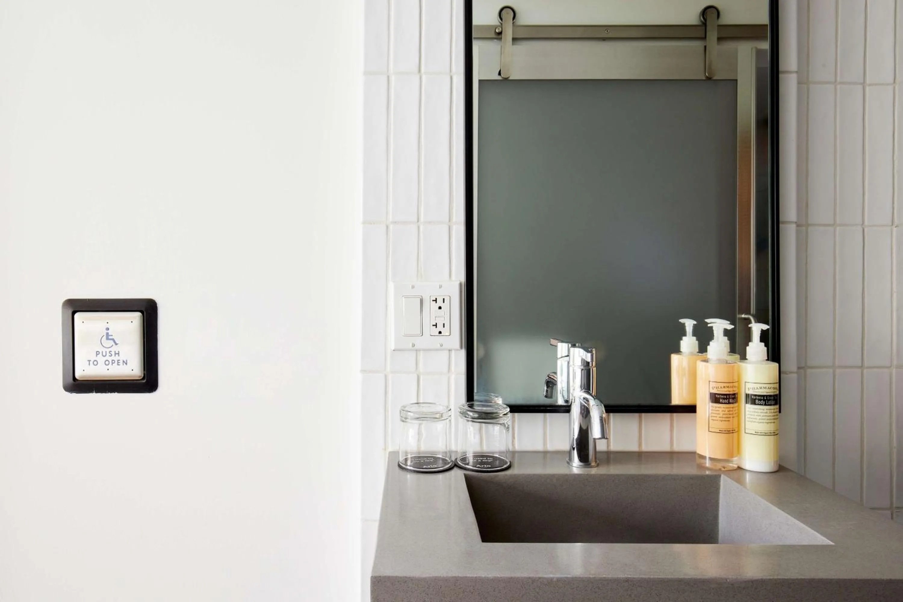 Bedroom in Arlo SoHo