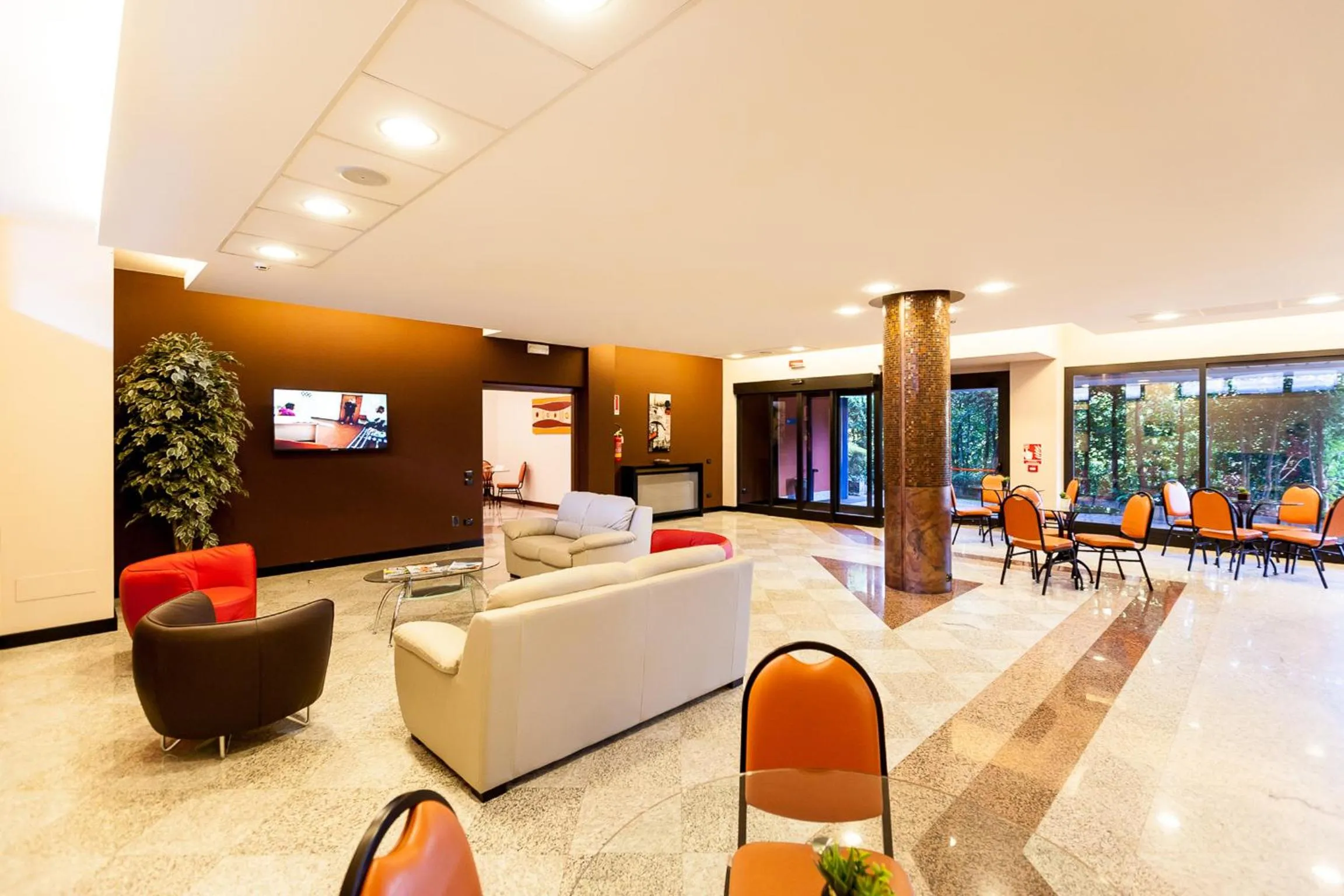 Lounge or bar in Blue Relais Maggiore