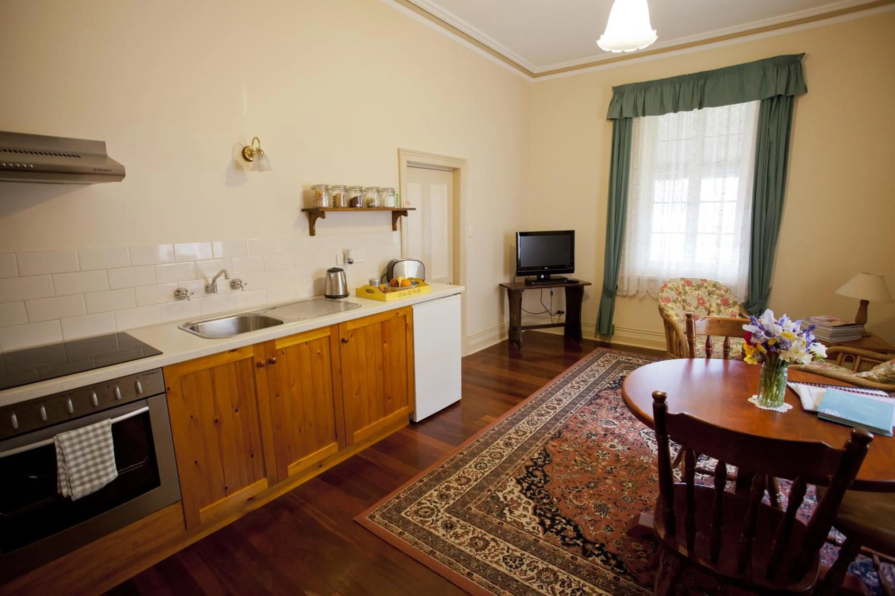 Kitchen or kitchenette in Robe House Heritage Accommodation