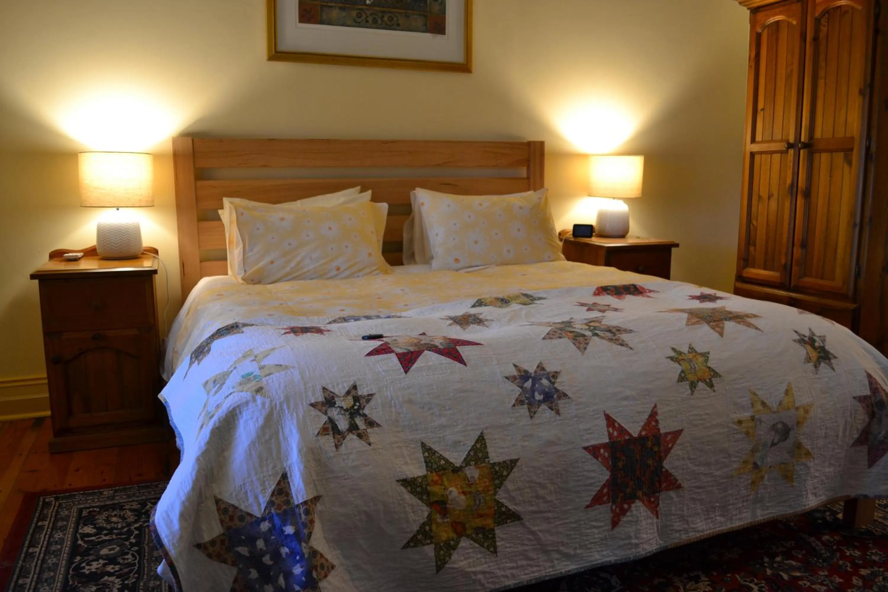 Bed in Robe House Heritage Accommodation