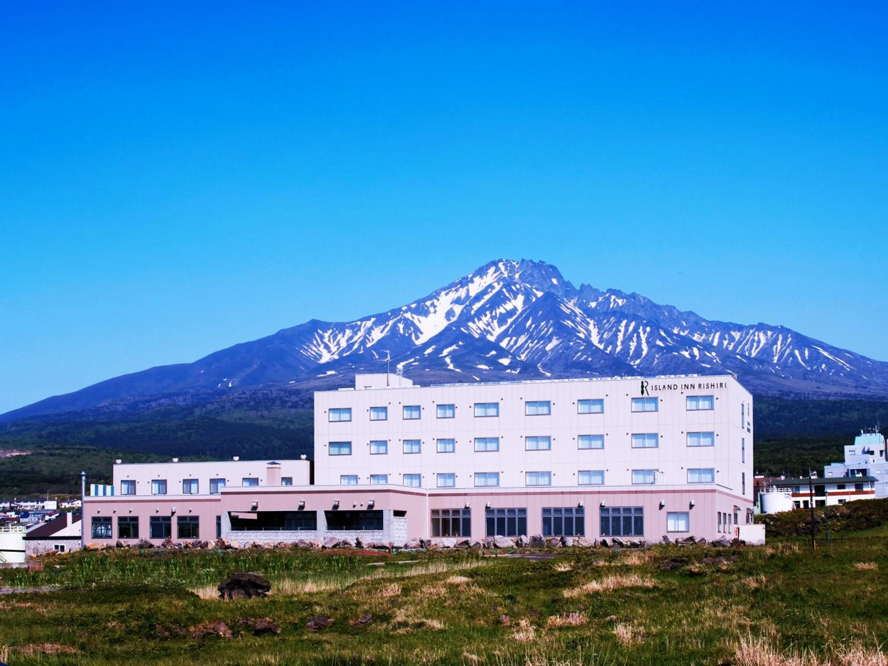 Property building in Island Inn Rishiri