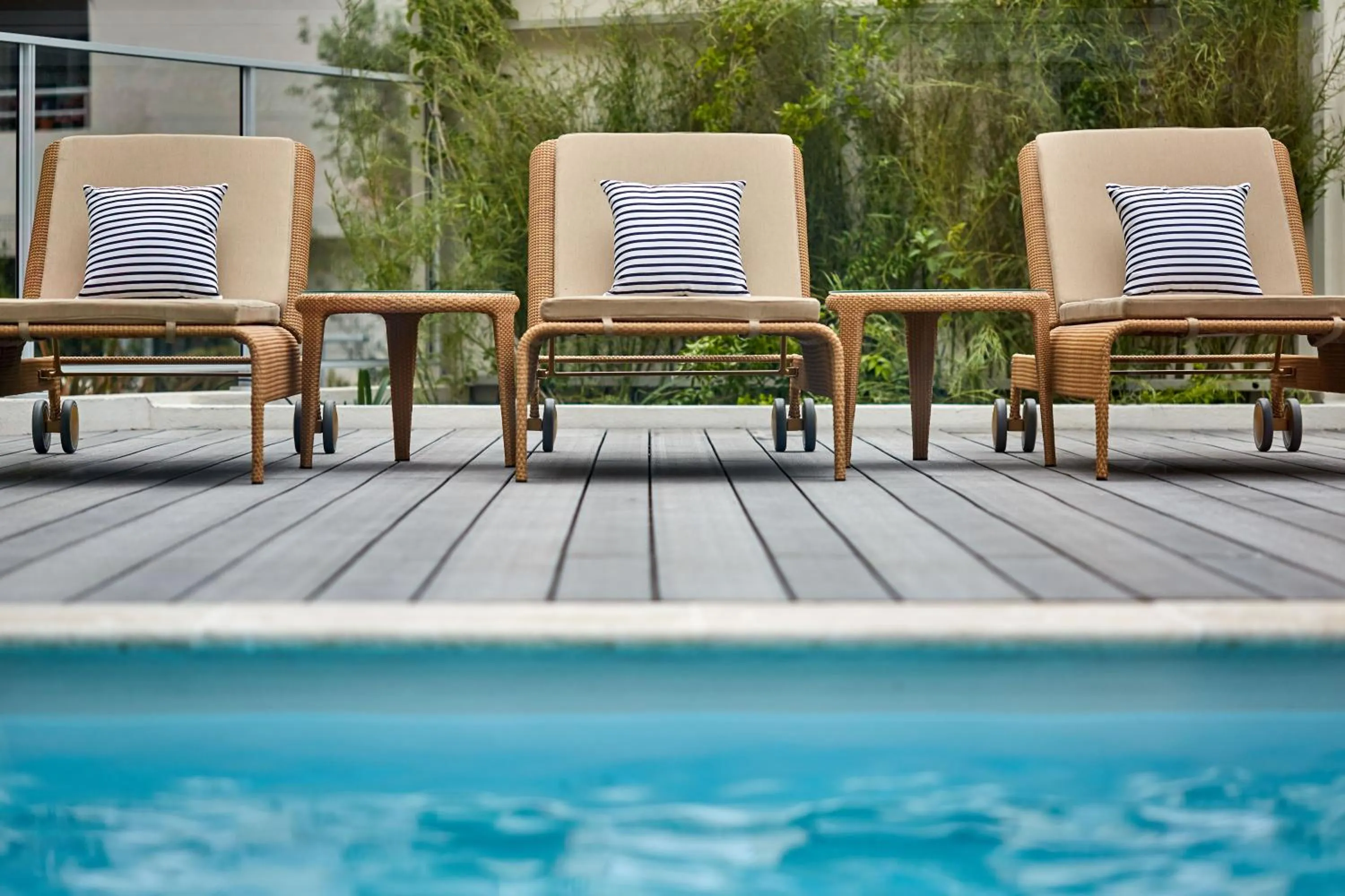 Swimming pool in Zenitude Quality Aparthotel Nice