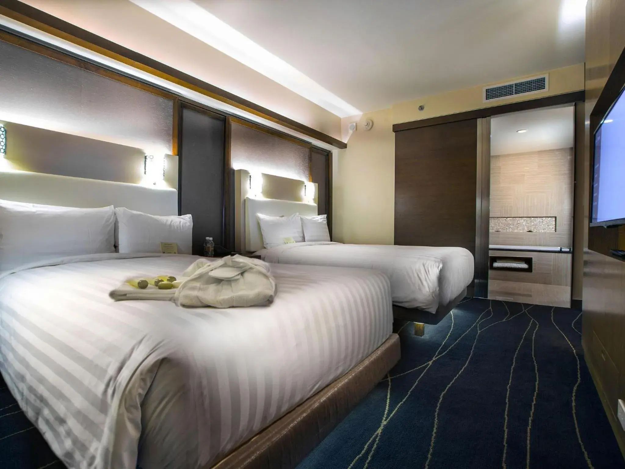 Studio with Partial View in Dusit Thani Guam Resort Studio with Partial View in Dusit Thani Guam Resort