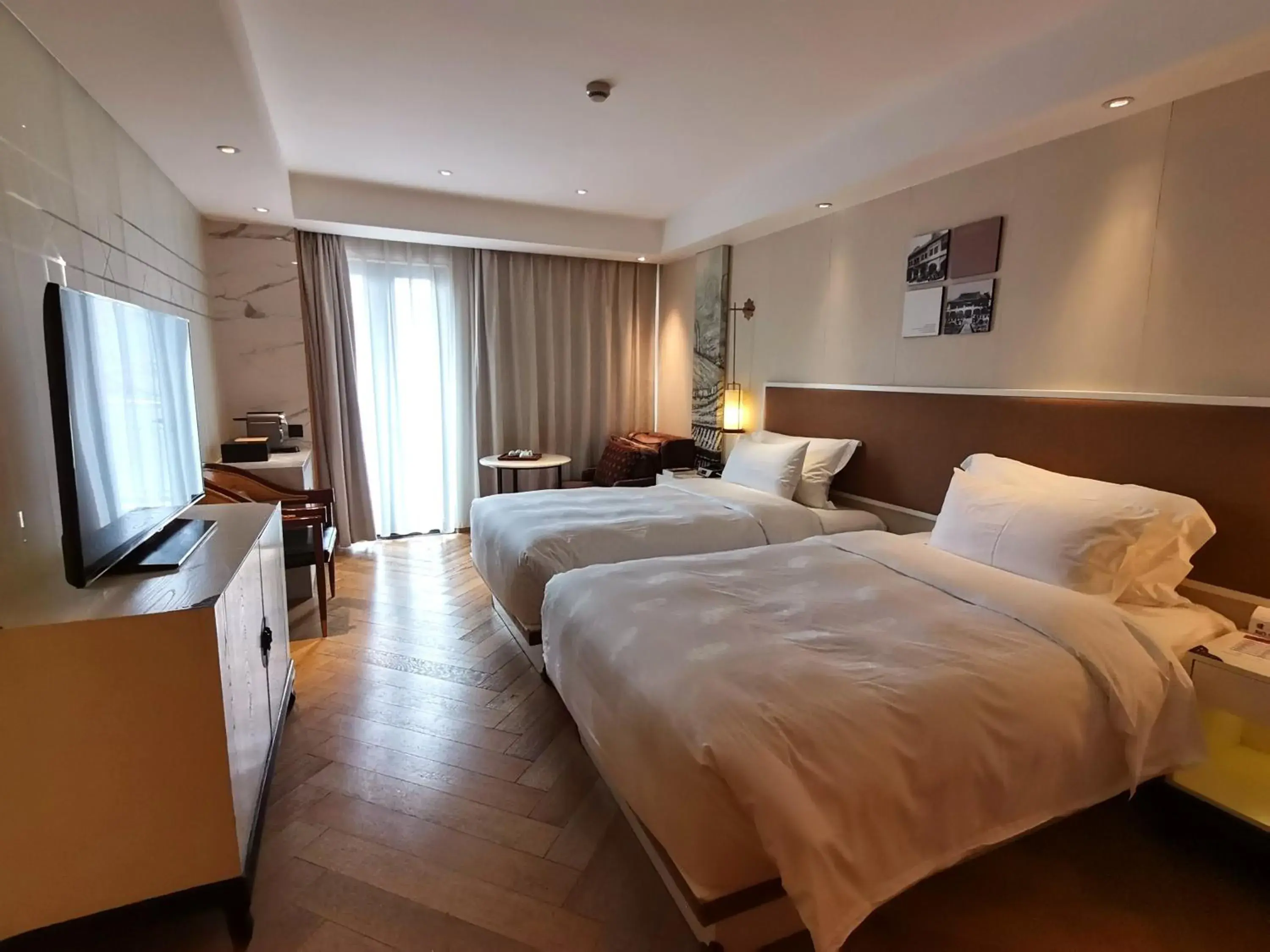 Executive Twin Room - single occupancy in LN Hotel Five Executive Twin Room - single occupancy in LN Hotel Five