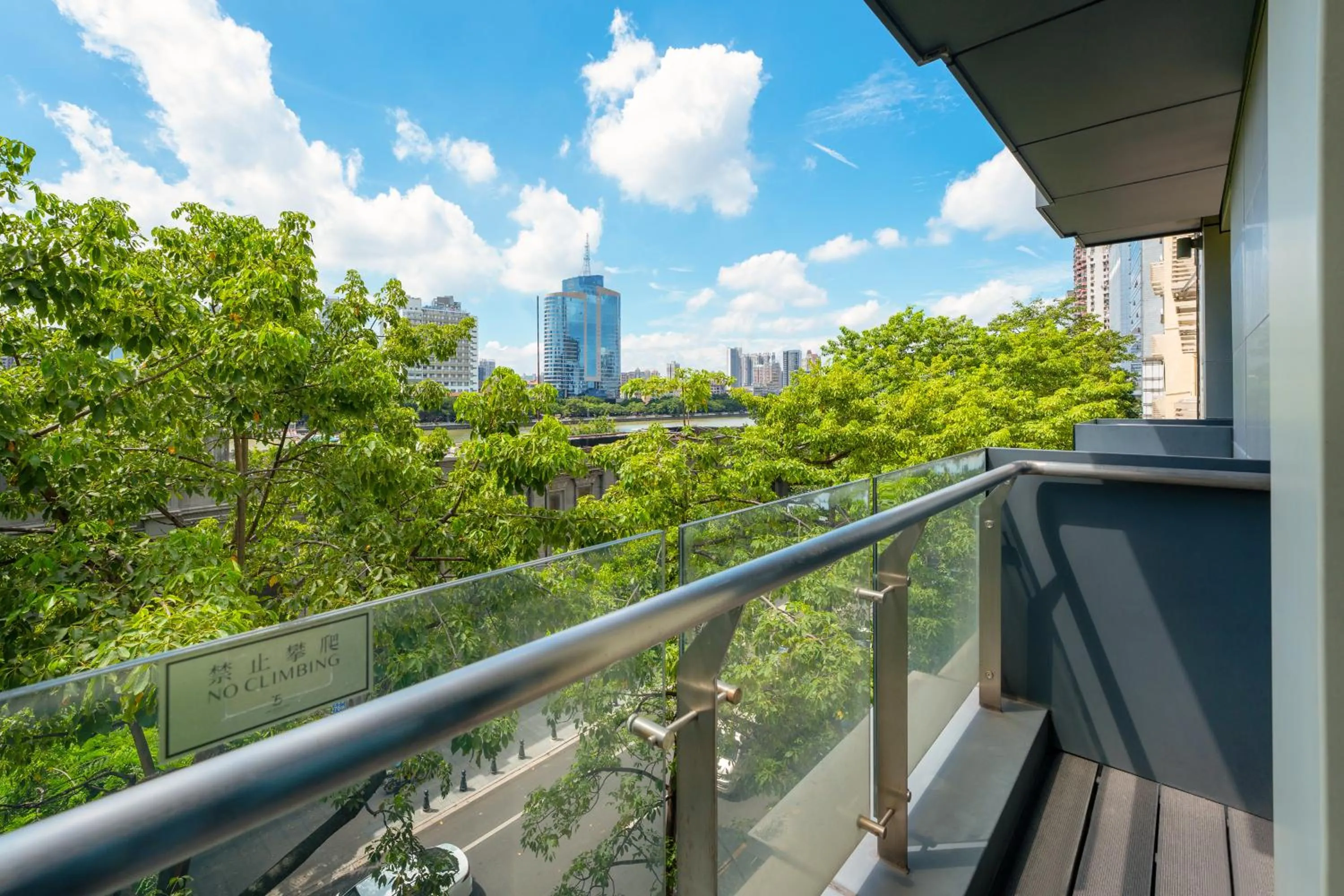 Day in 广州岭南五号酒店 LN Hotel Five