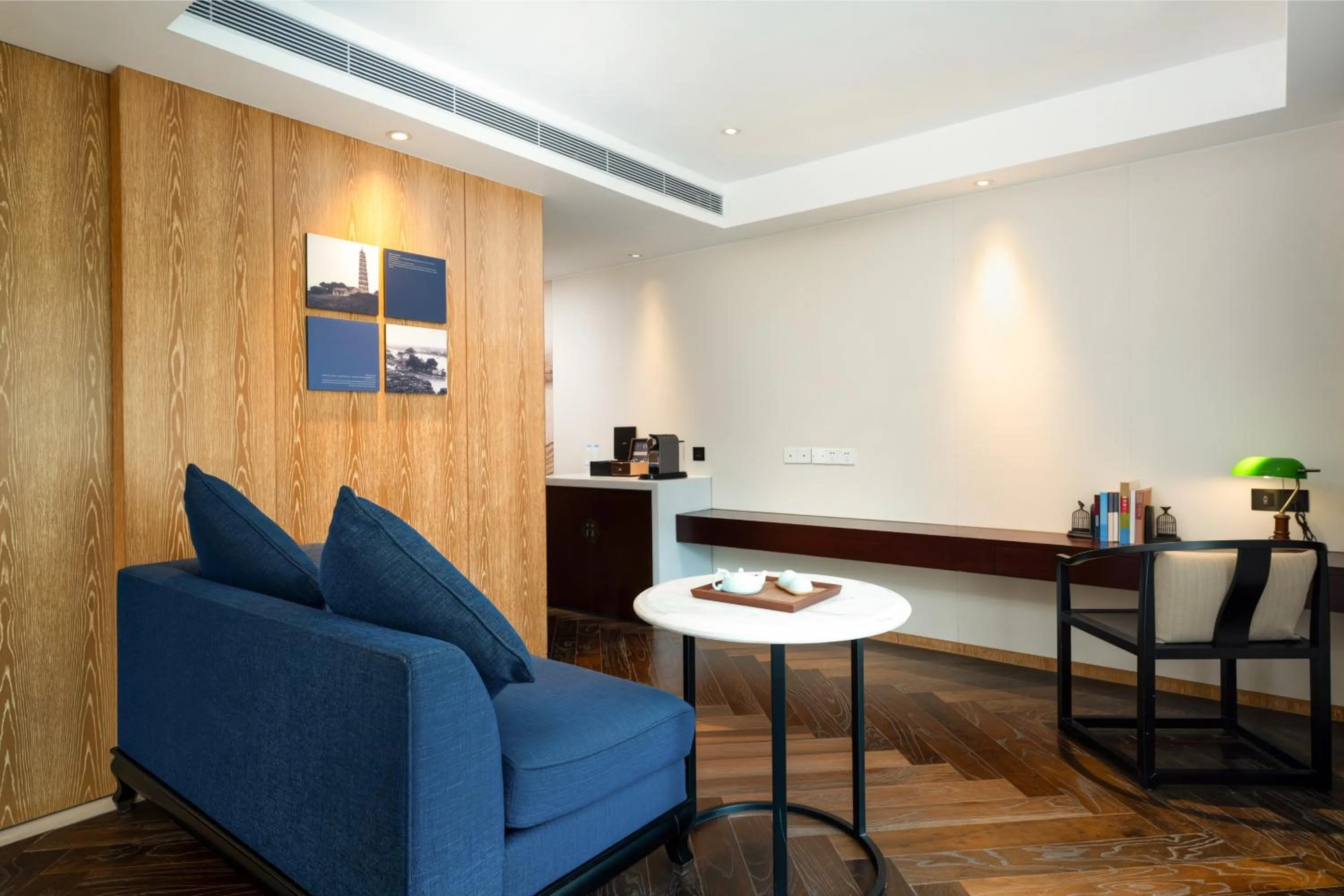 Coffee/tea facilities in 广州岭南五号酒店 LN Hotel Five