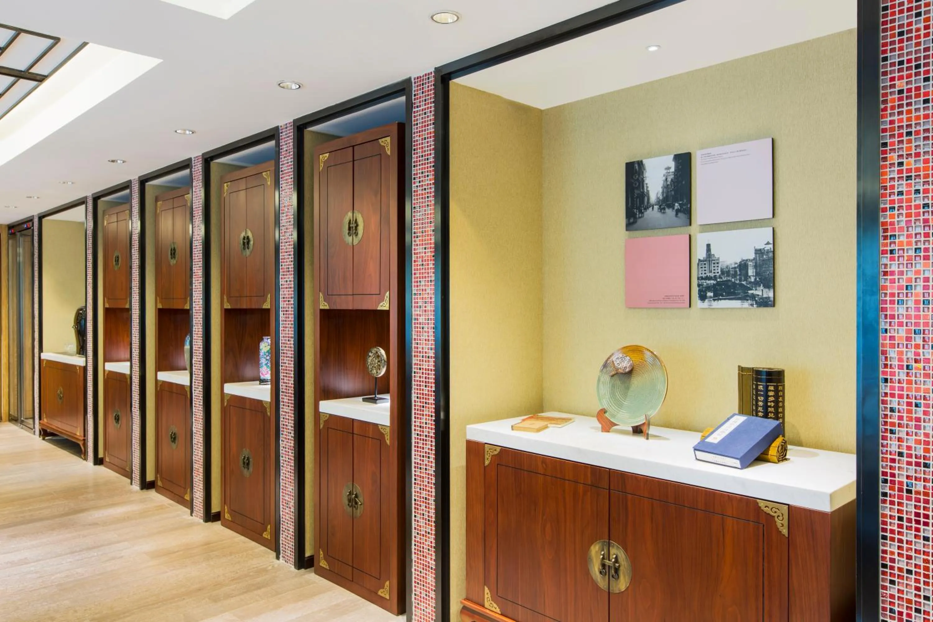 Library in 广州岭南五号酒店 LN Hotel Five