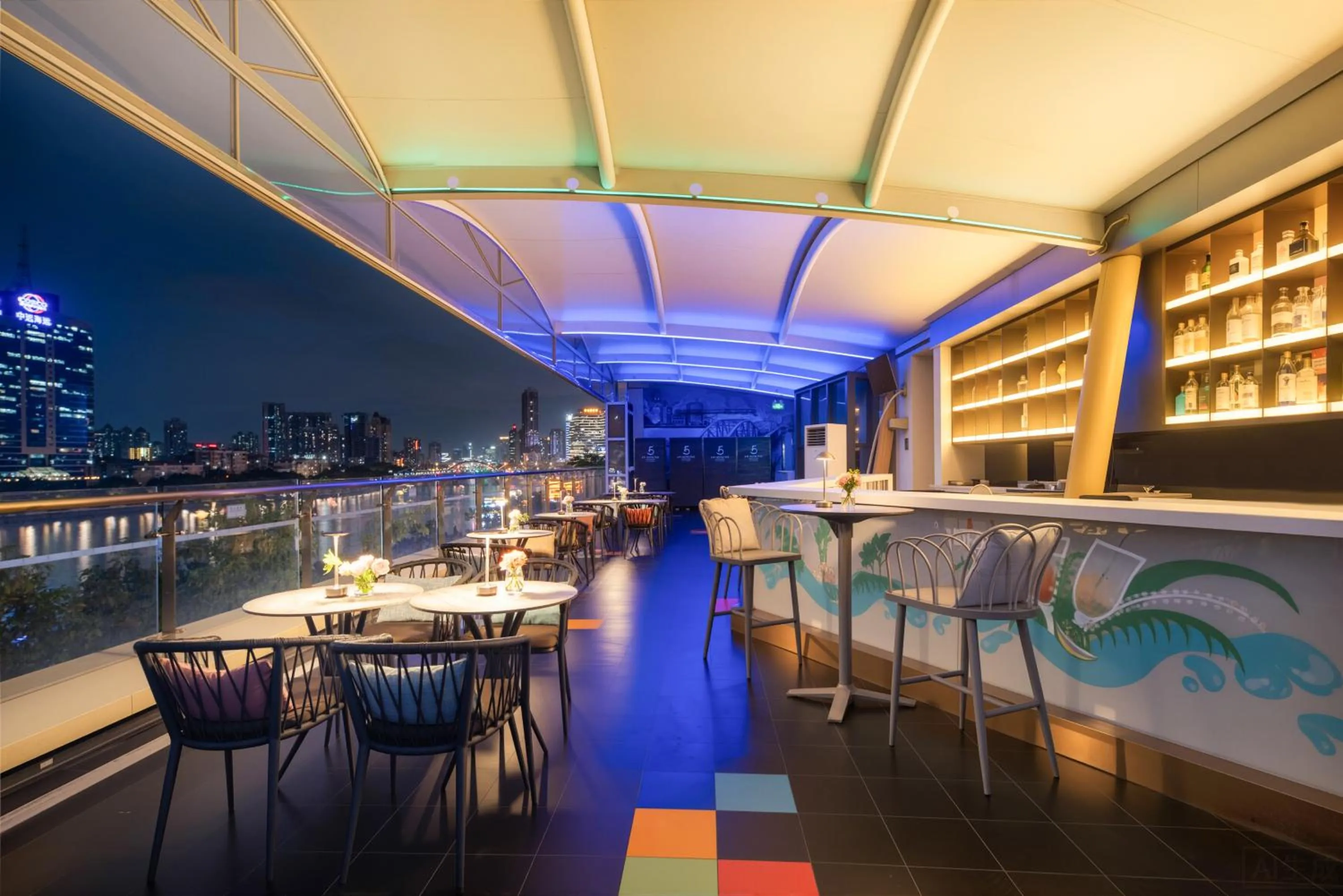 Lounge or bar in 广州岭南五号酒店 LN Hotel Five