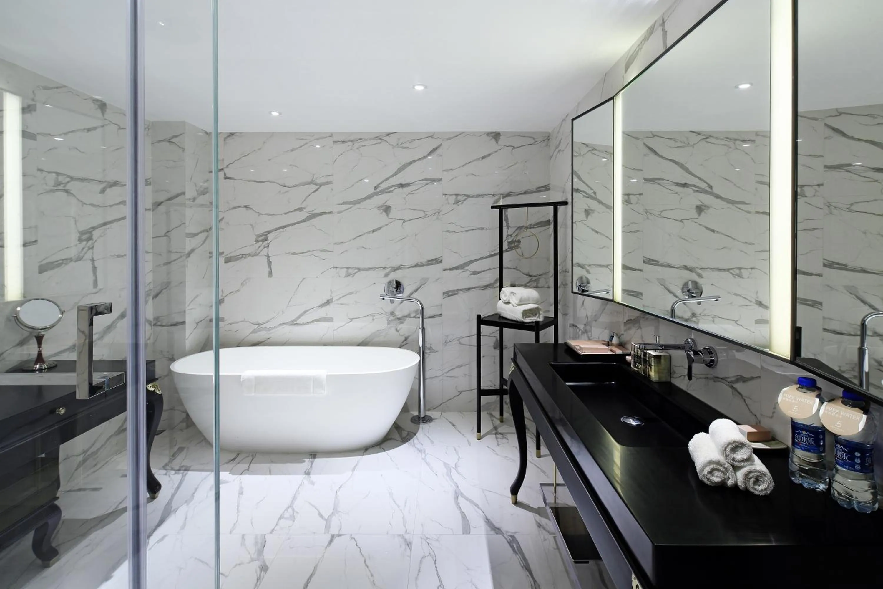 Shower in 广州岭南五号酒店 LN Hotel Five