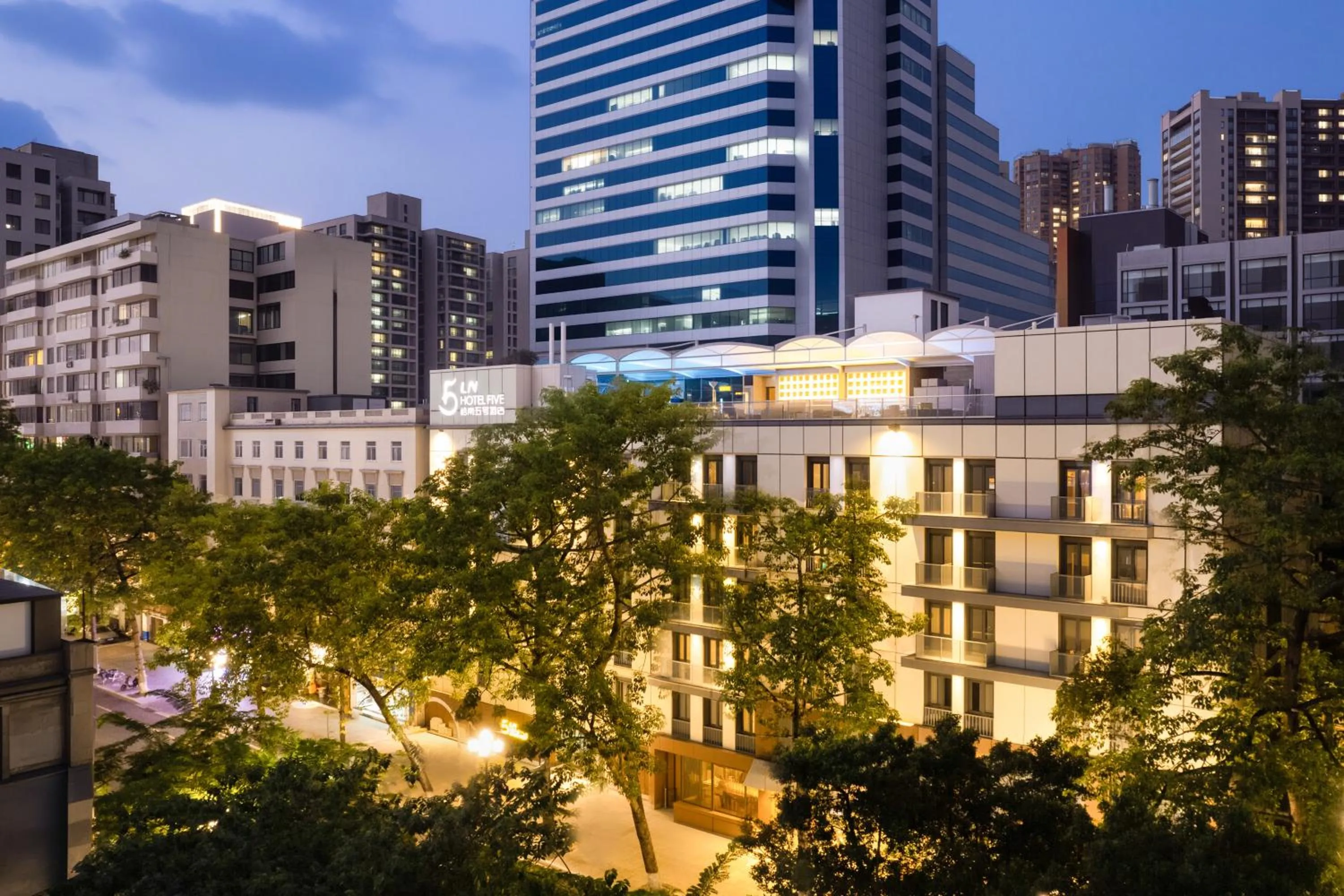 Property building in 广州岭南五号酒店 LN Hotel Five