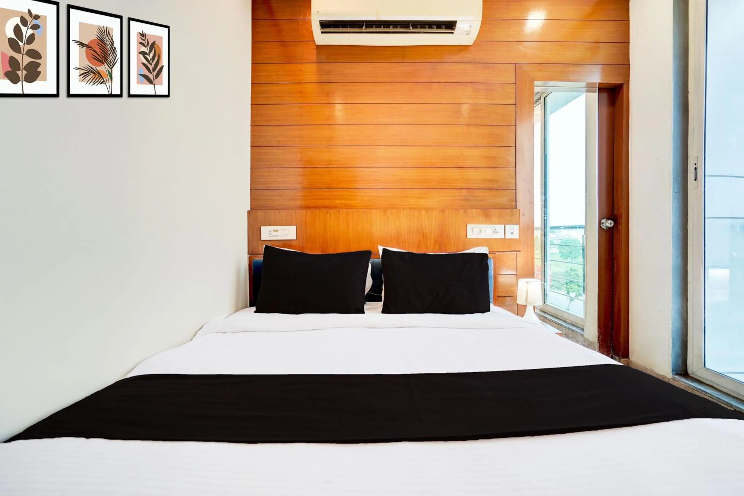 Bedroom, Bed in Collection O Airport Road Formerly Hotel Kyra