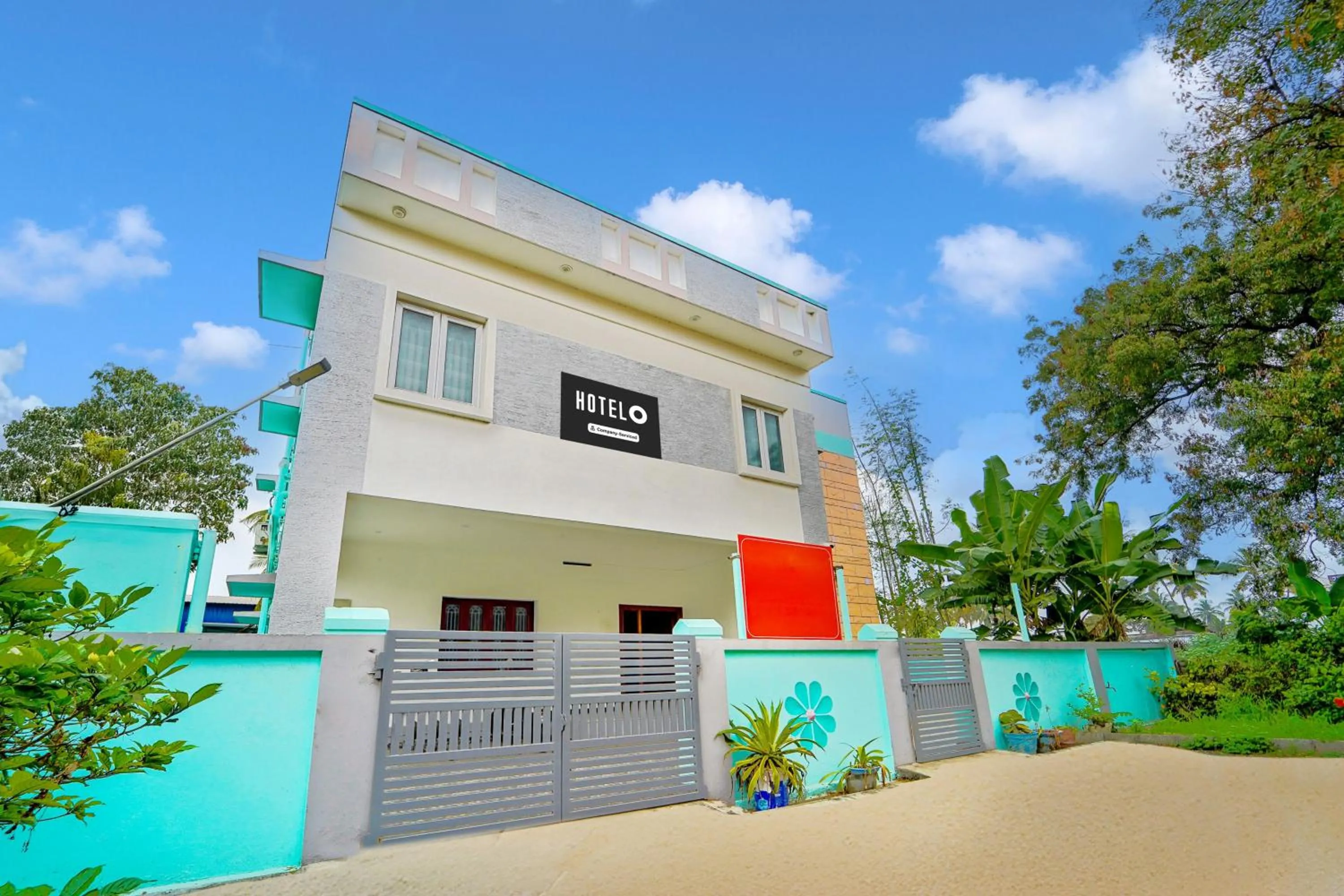 Facade/entrance in Super Hotel O Ganapathy Athipalayam Pirivu Road
