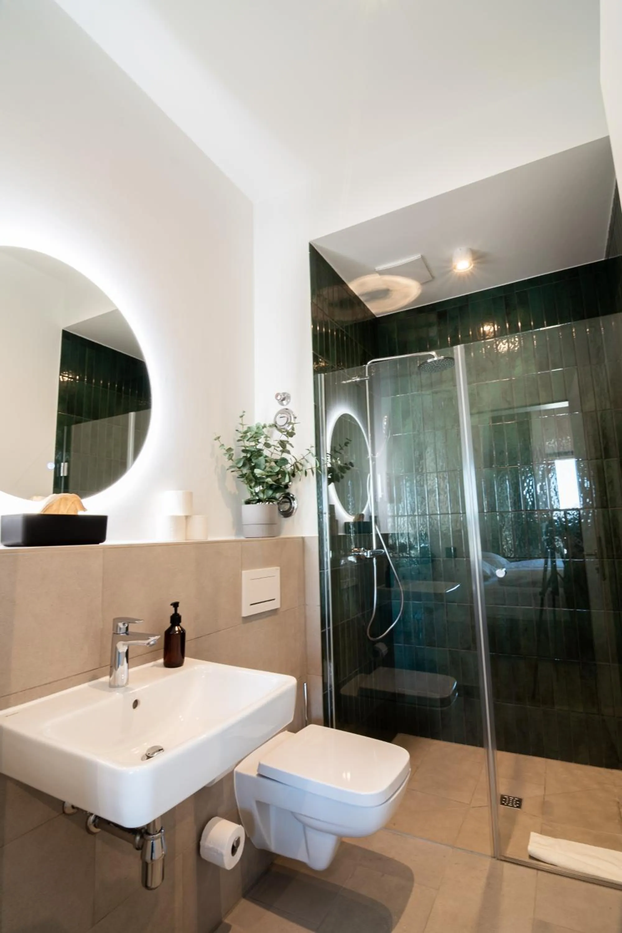 Shower in Homaris Apartments Winterhude