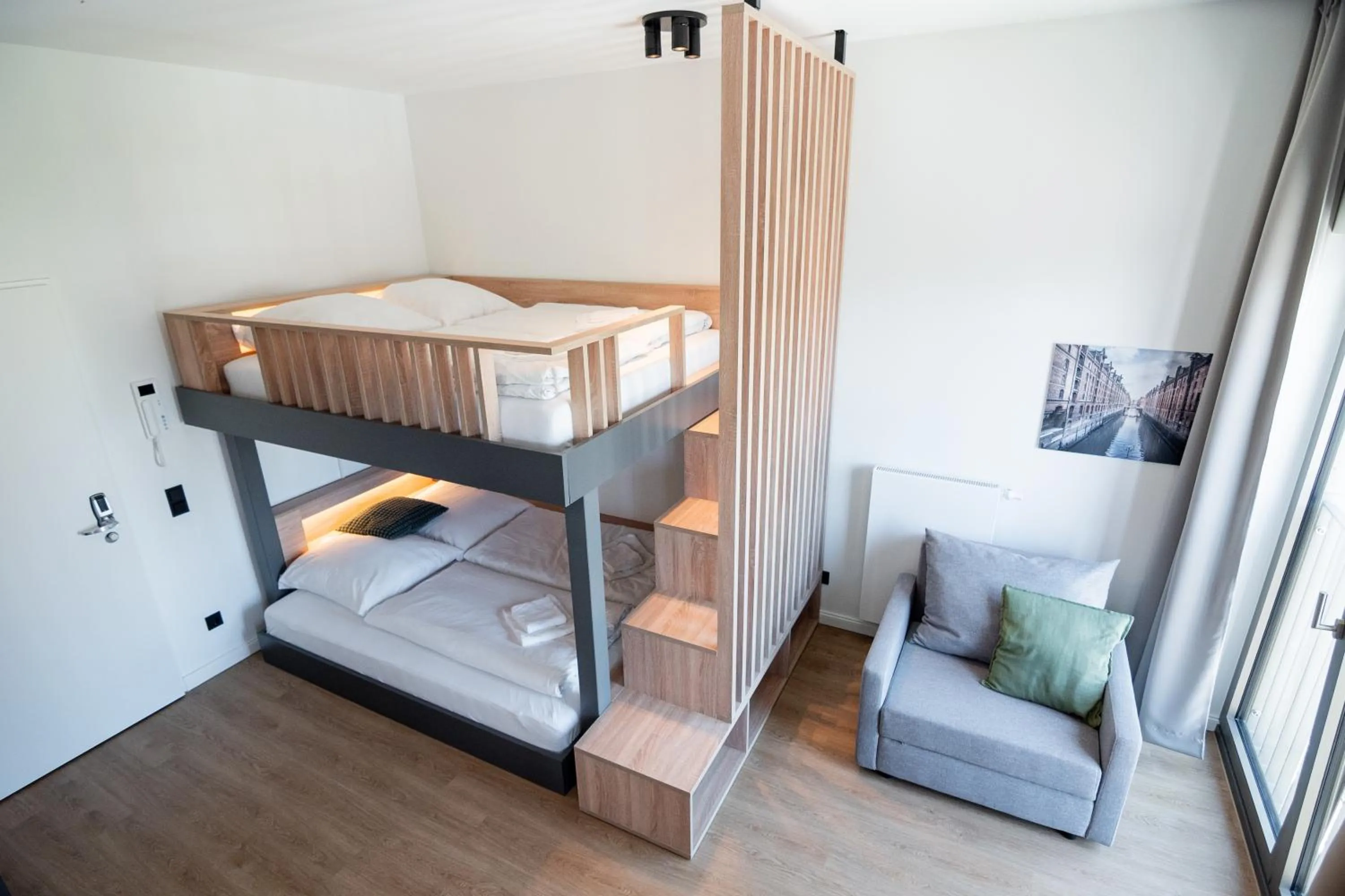 Bed in Homaris Apartments Winterhude