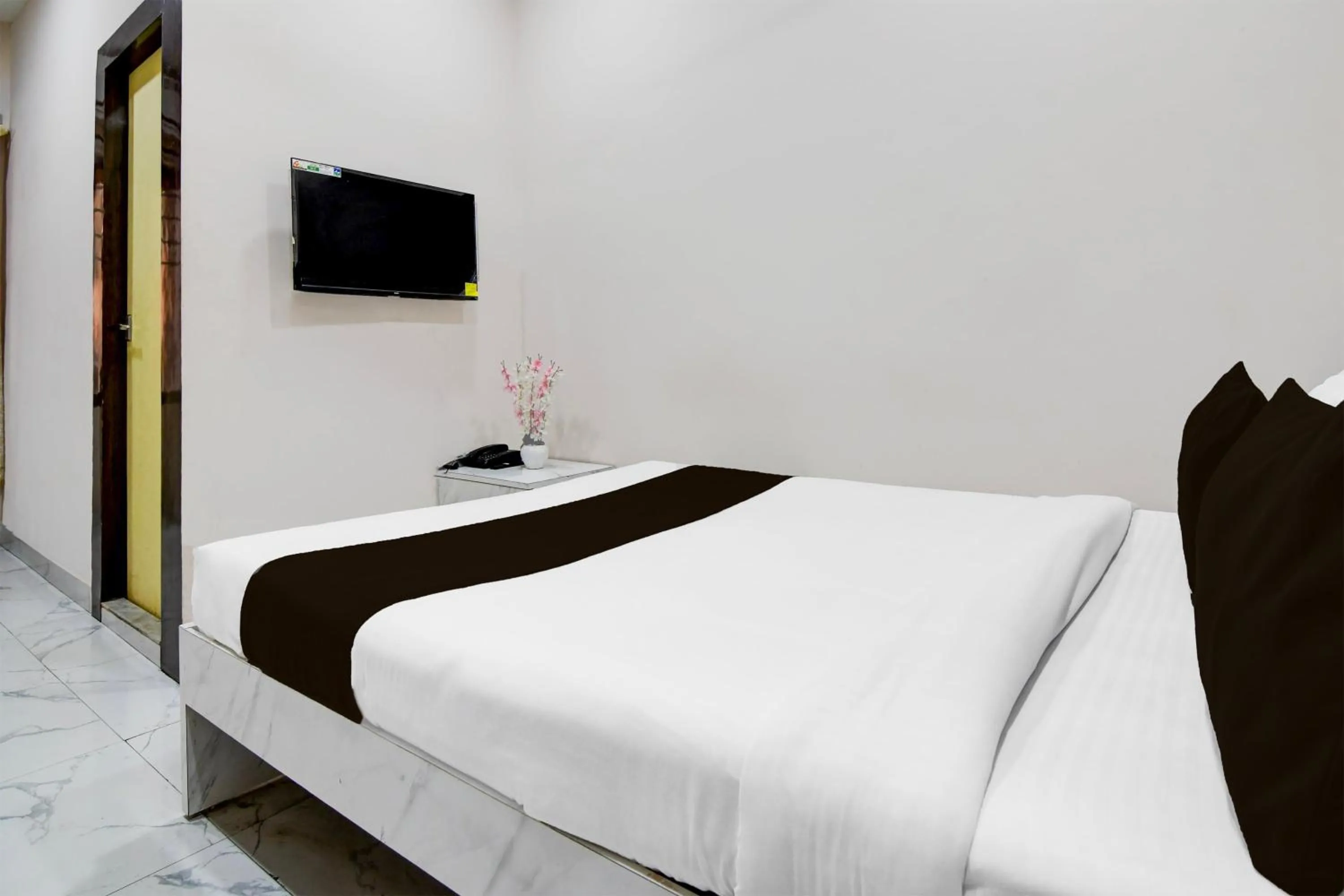 Bedroom, Bed in Hotel O Marquis Street Formerly BK International