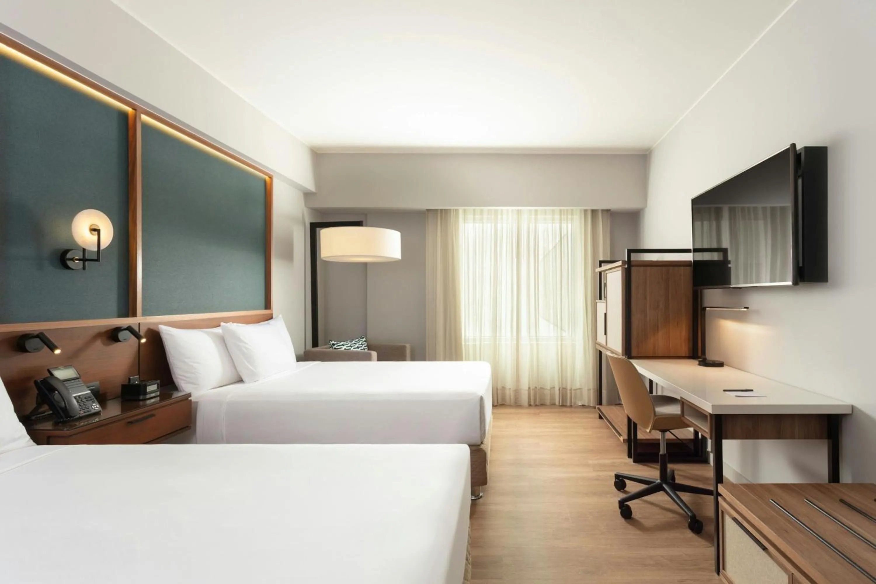 Photo of the whole room, Bed in Courtyard by Marriott Lima Miraflores