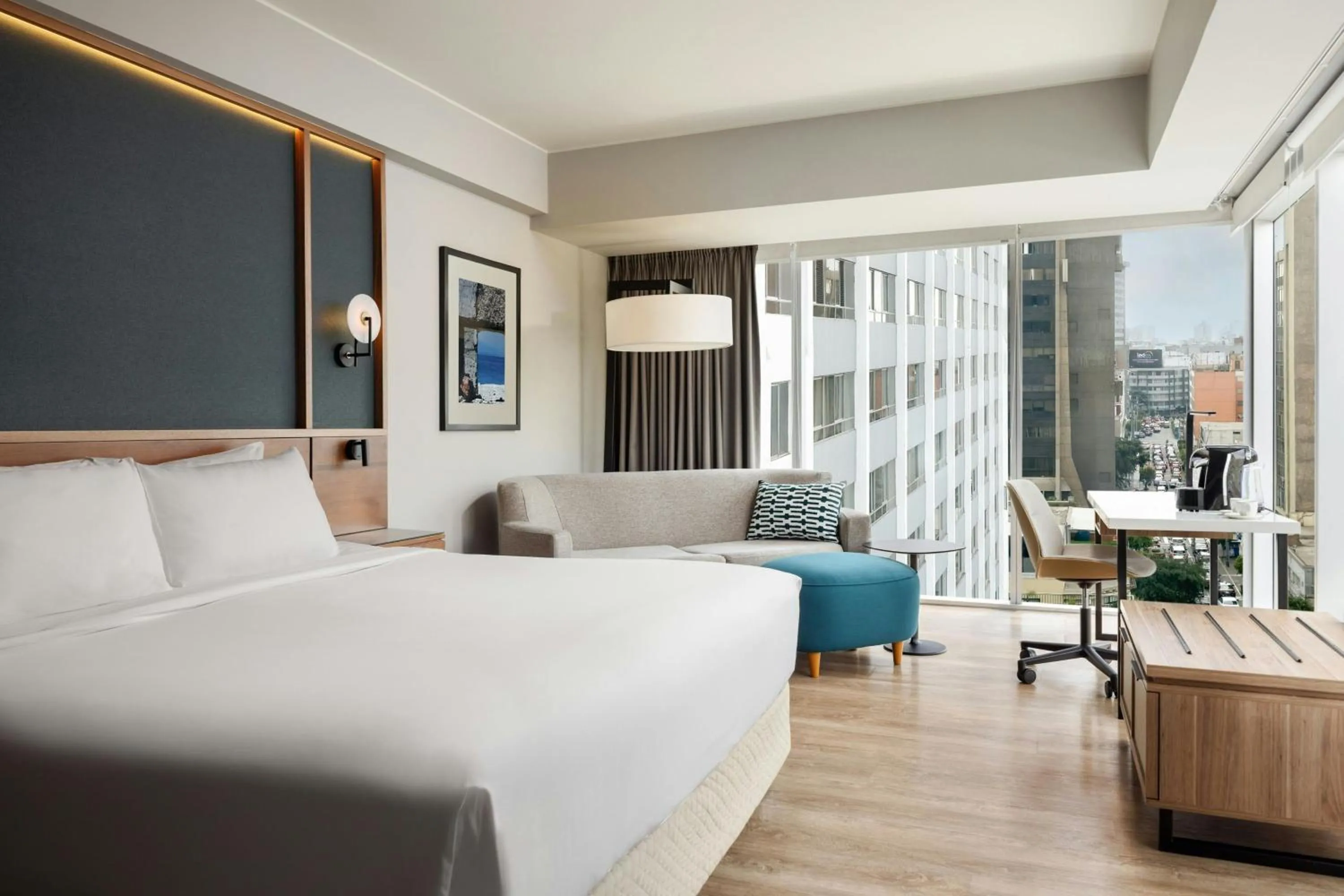 Photo of the whole room, Bed in Courtyard by Marriott Lima Miraflores