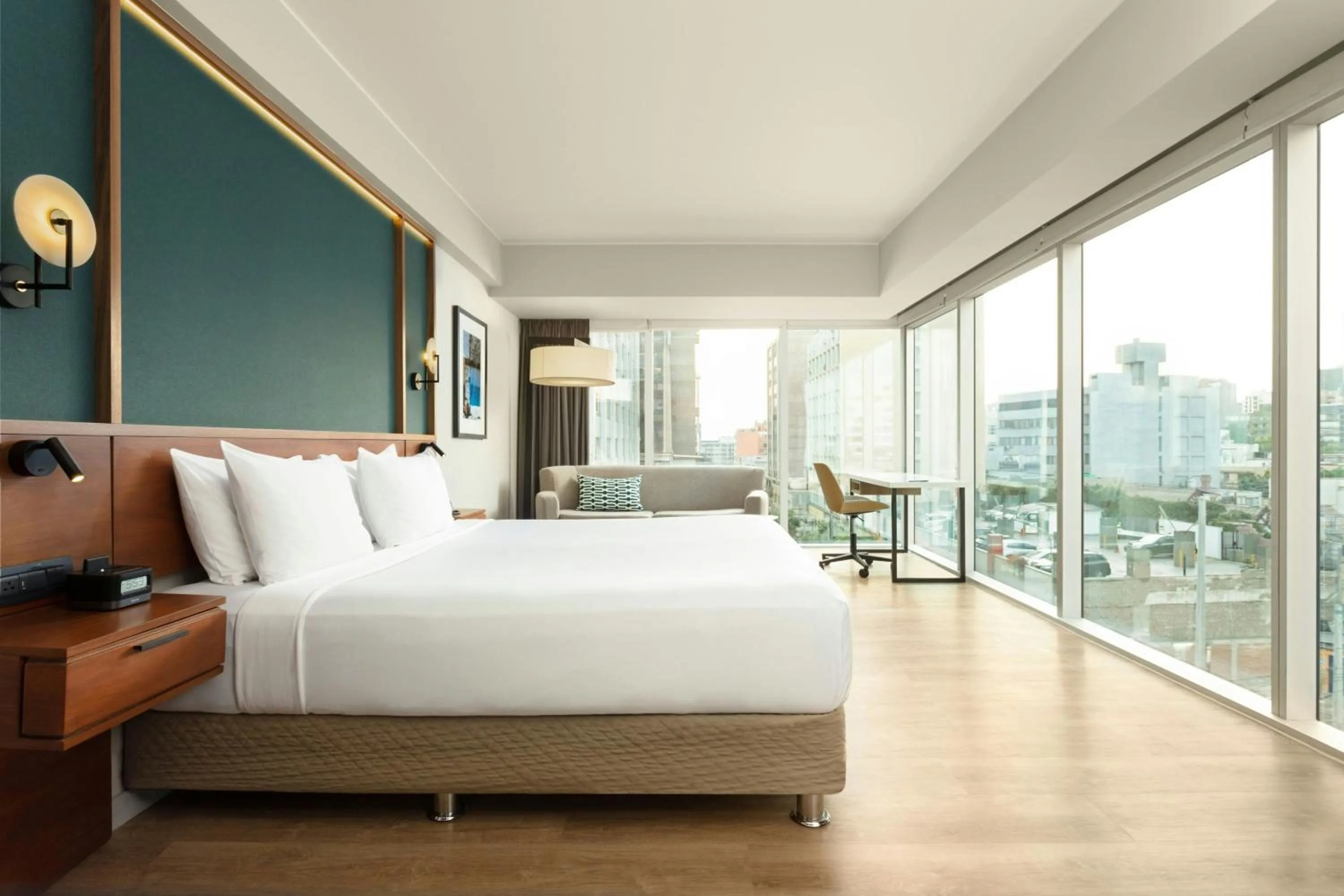 Photo of the whole room, Bed in Courtyard by Marriott Lima Miraflores