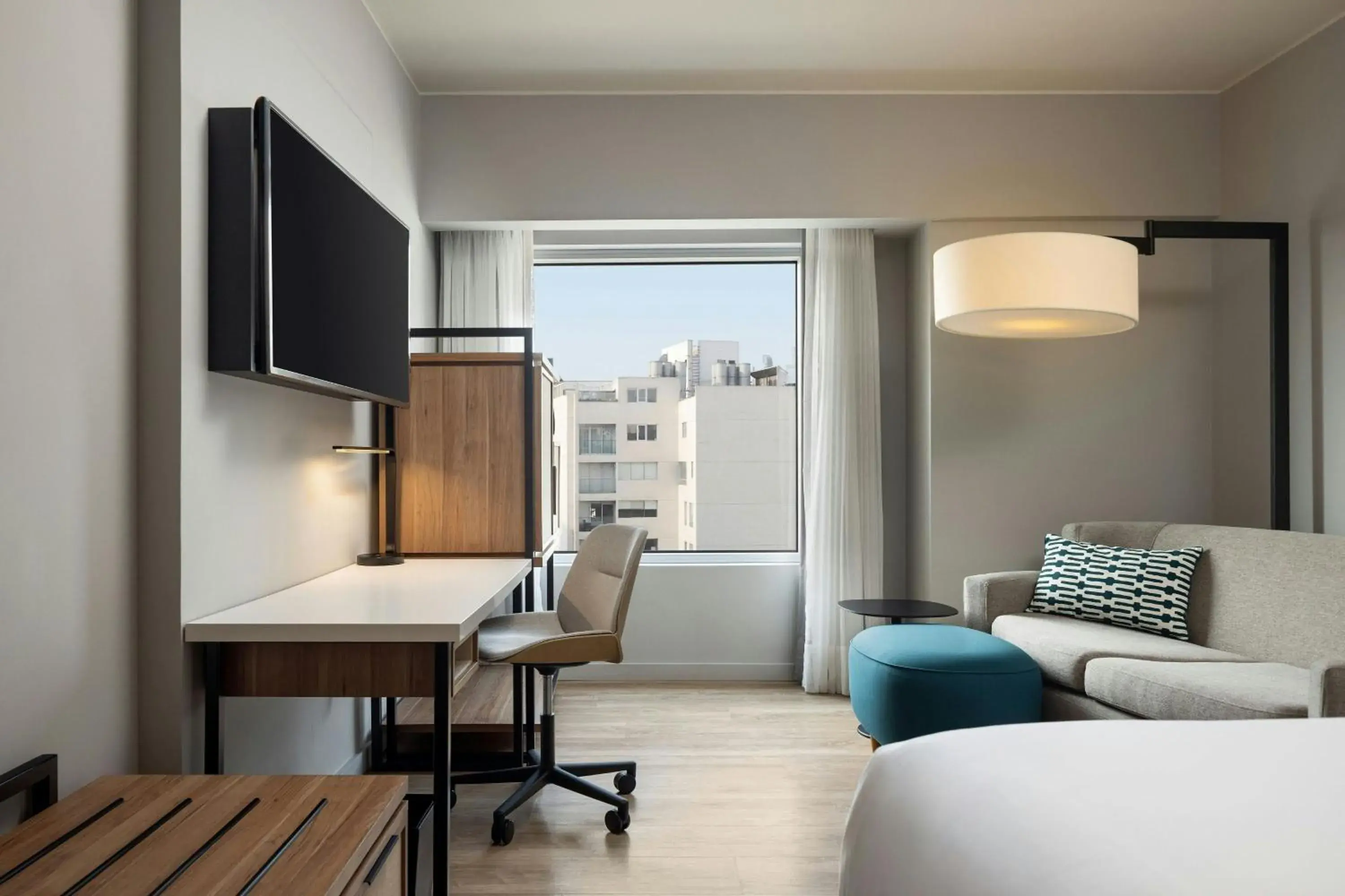 King Room with City View in Courtyard by Marriott Lima Miraflores King Room with City View in Courtyard by Marriott Lima Miraflores