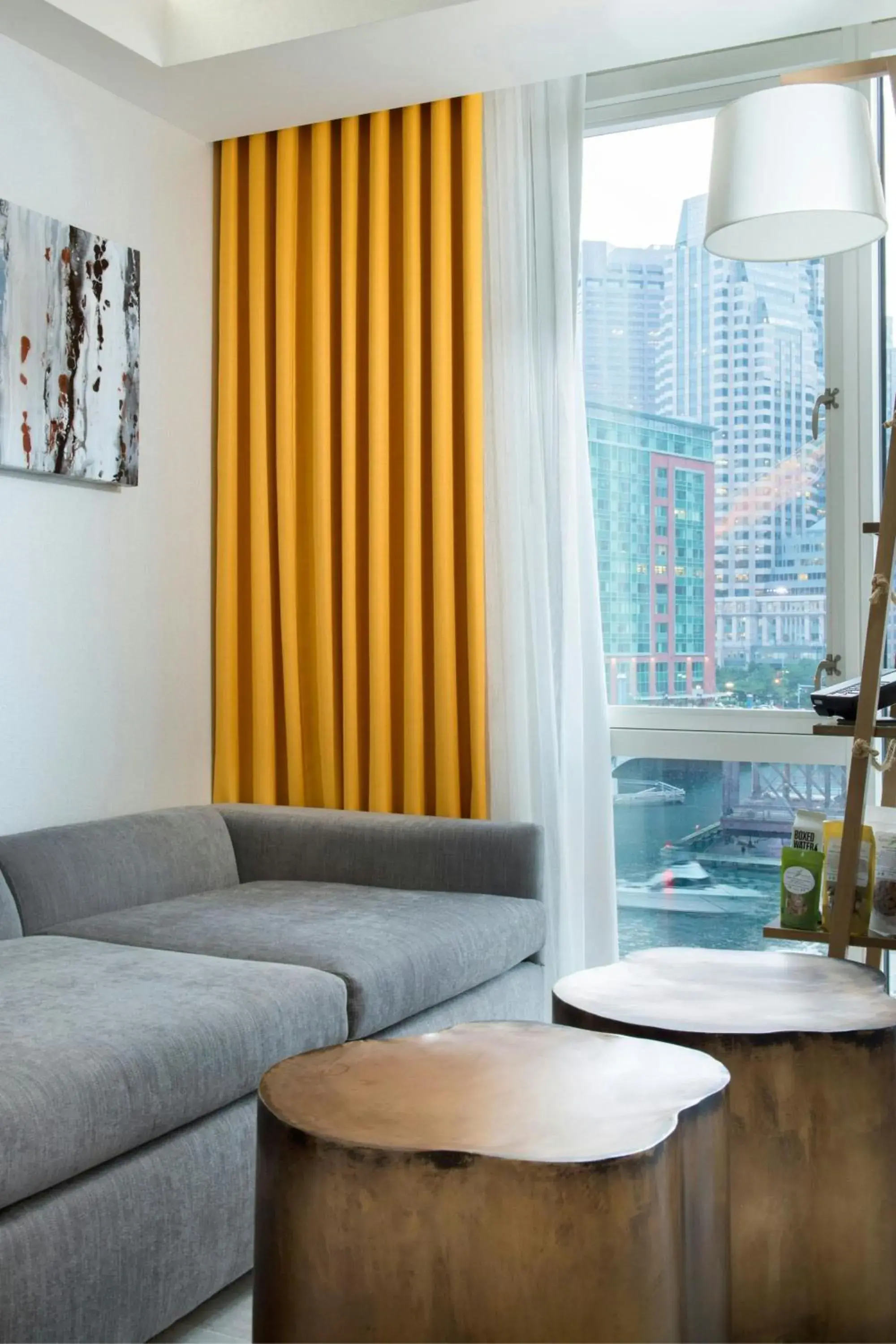 King Coveted Corner Room - City View in The Envoy Hotel, Autograph Collection King Coveted Corner Room - City View in The Envoy Hotel, Autograph Collection