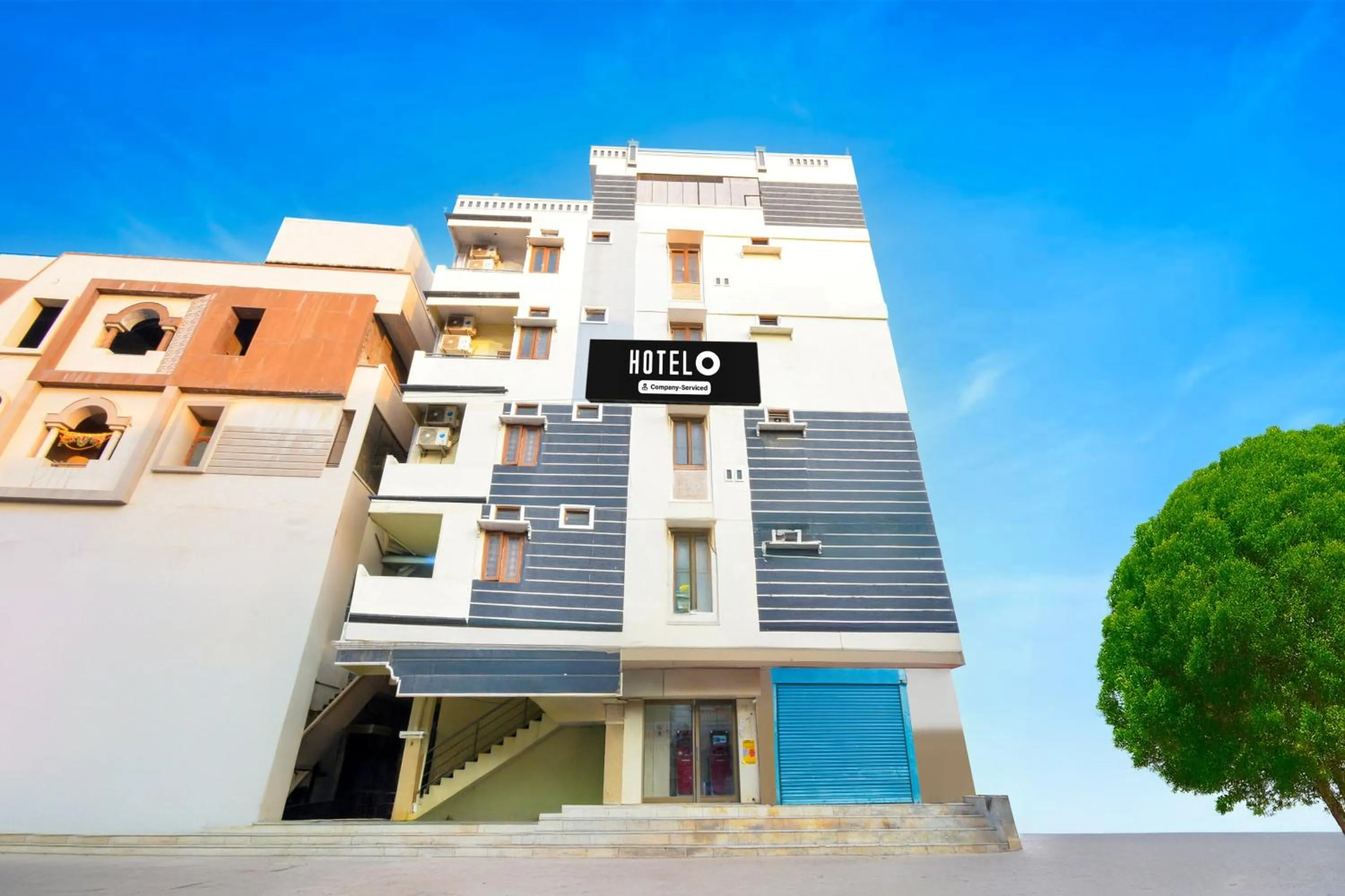 Facade/entrance in Super Hotel O Suncity formerly Fort Inn