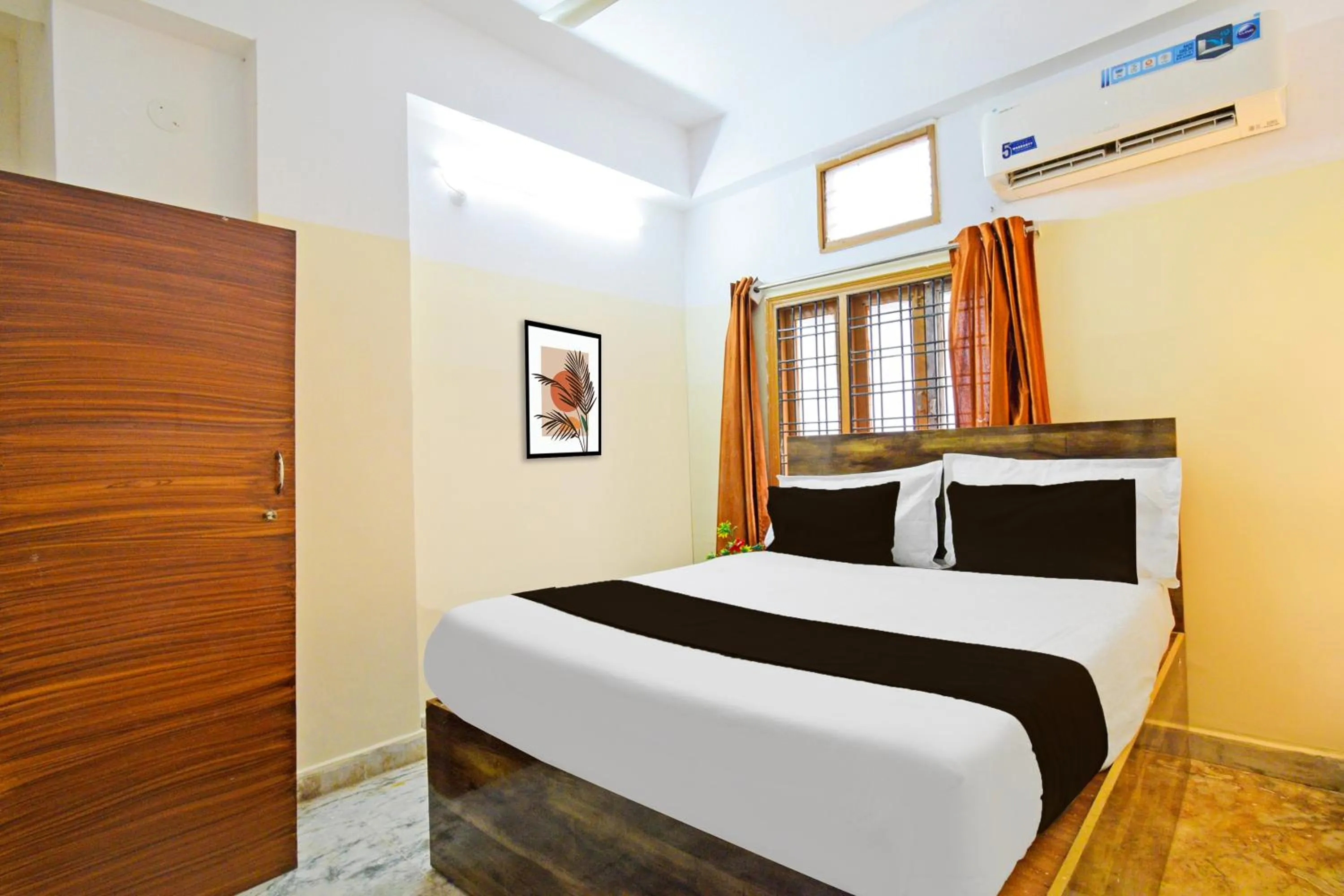 Bedroom, Bed in Super Hotel O Suncity formerly Fort Inn