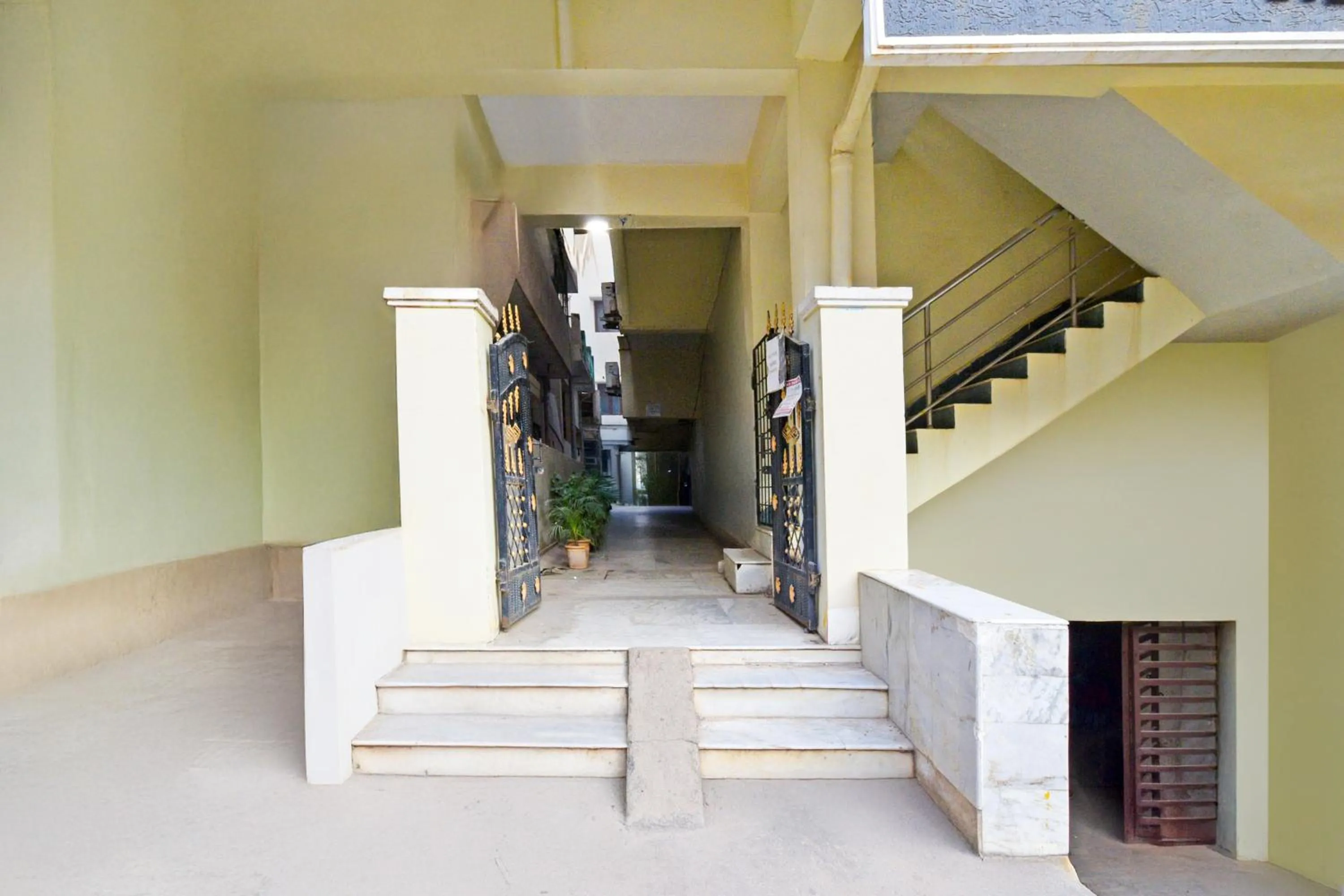 Facade/entrance in Super Hotel O Suncity formerly Fort Inn