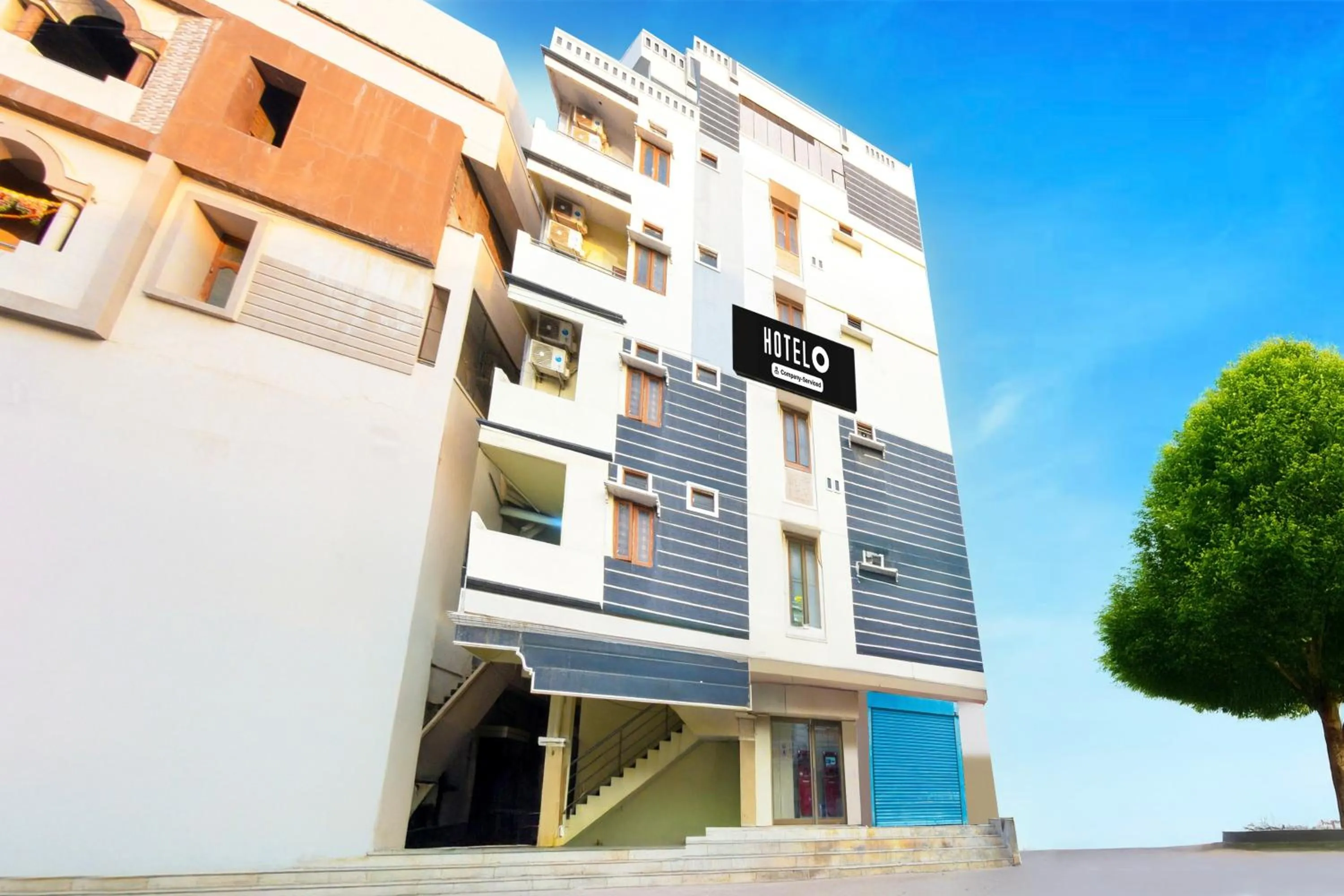 Facade/entrance in Super Hotel O Suncity formerly Fort Inn