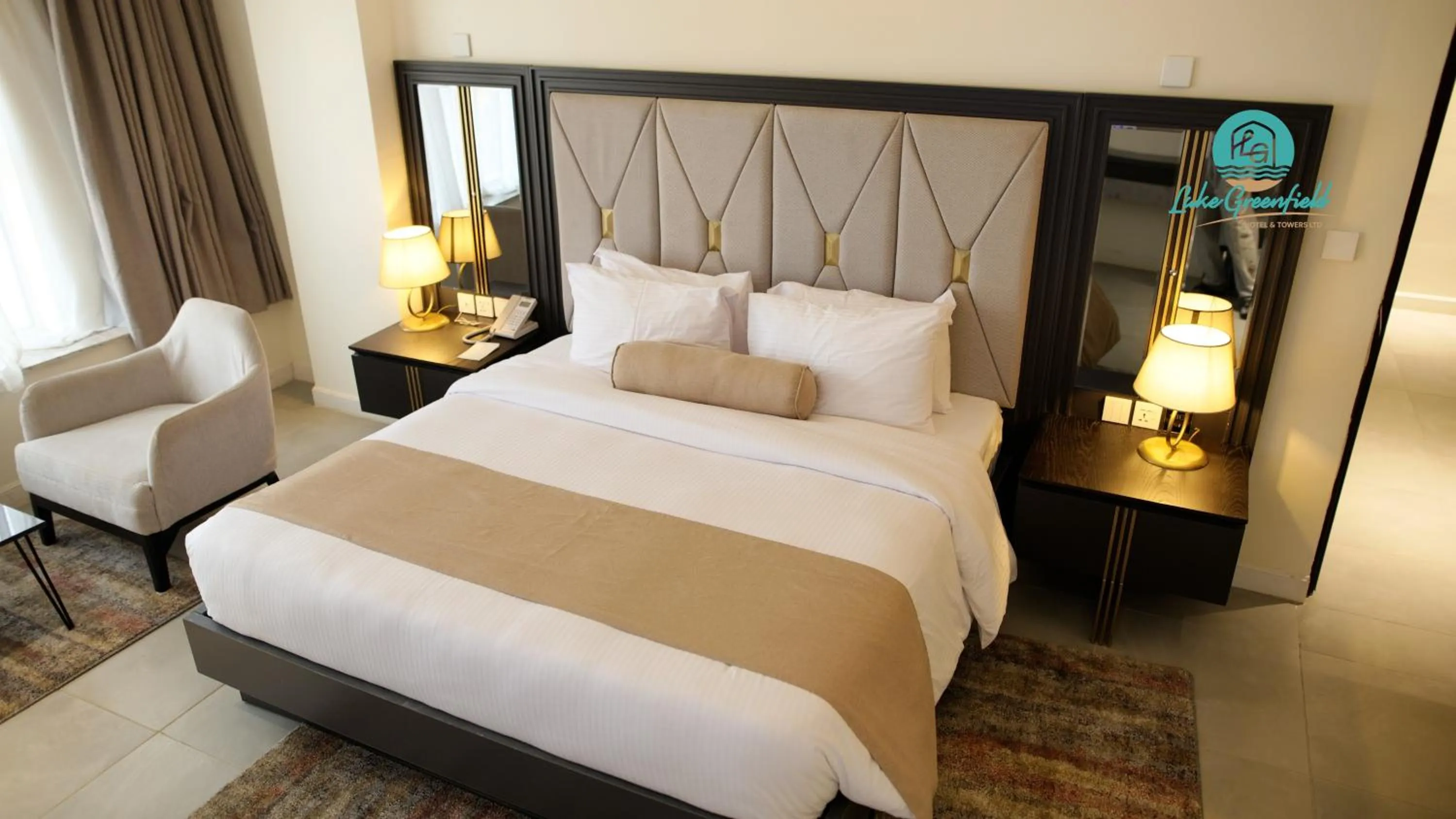 Bed in Lake Greenfield Hotel and Towers